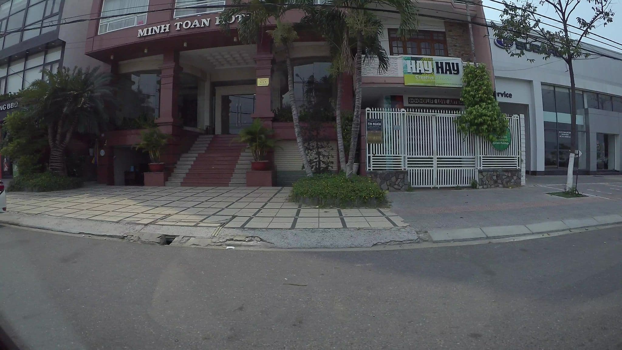 Street view near Minh Toan Hotel, Sơn Trà — © kaartcam (CC BY-SA · Mapillary)