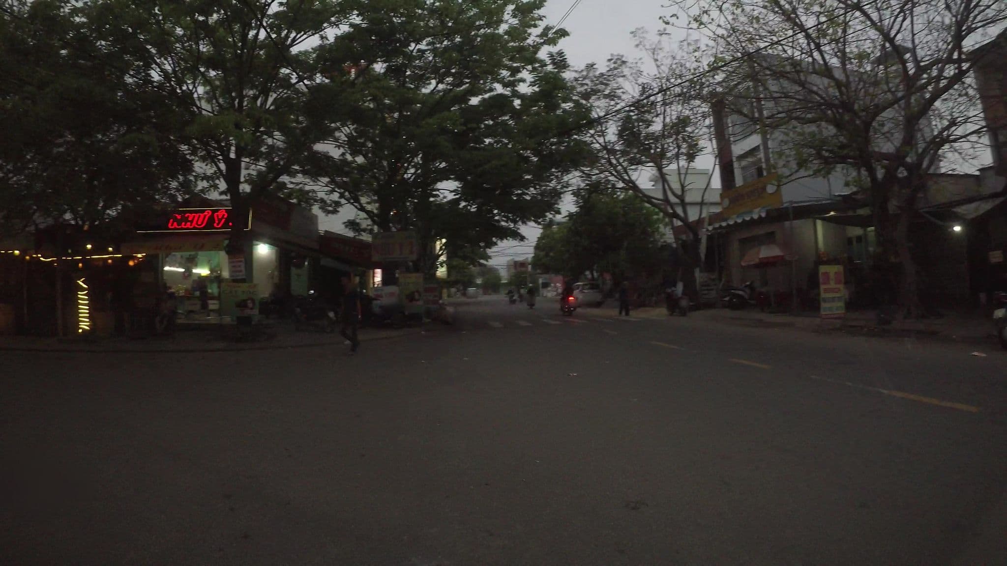 Street view near Bac Nam Motel, Hòa Cường — © kaartcam (CC BY-SA · Mapillary)