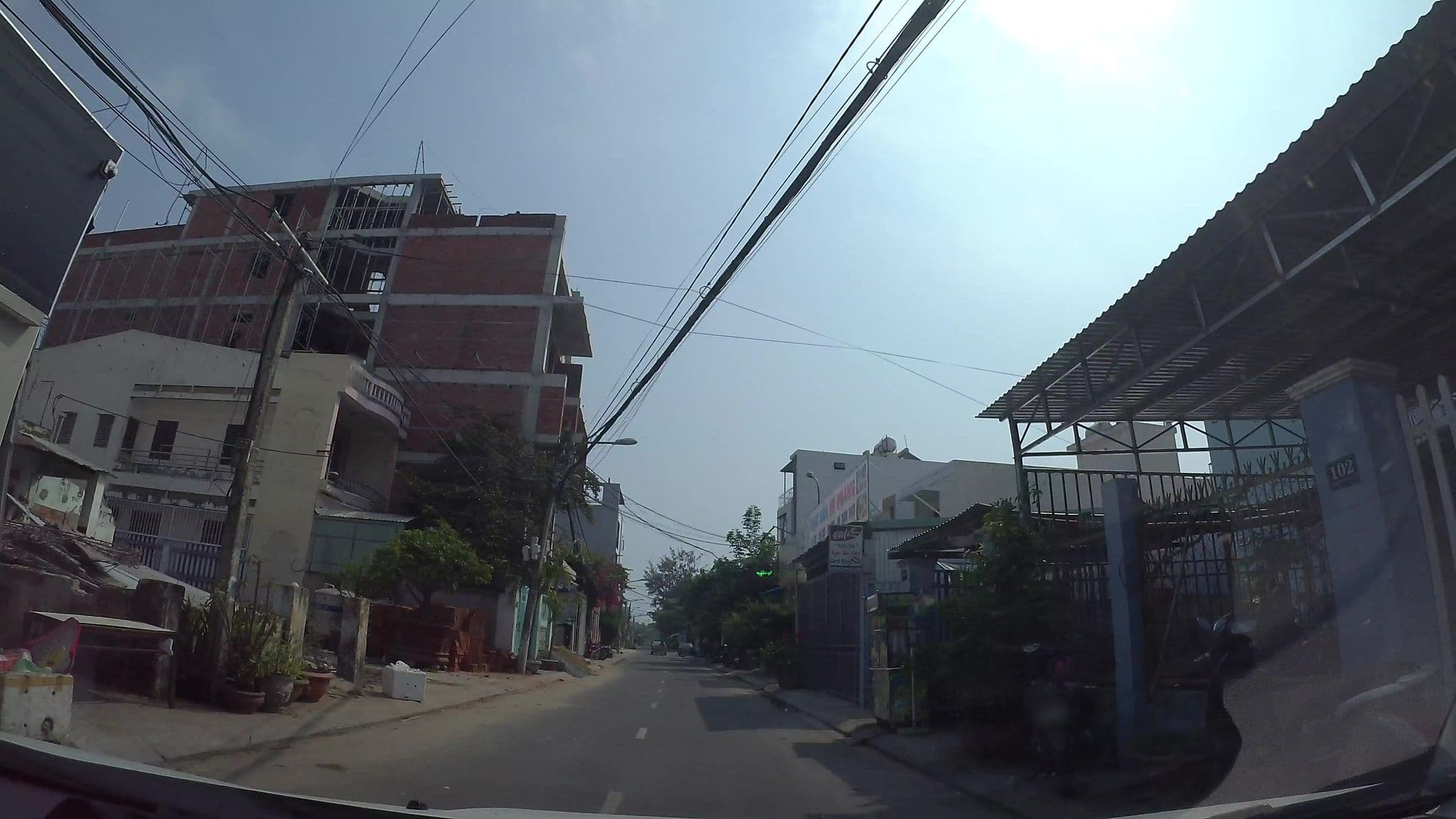 Street view near MÂY CHILL HOUSE VILLA ĐÀ NẴNG - Apartment, Sơn Trà — © kaartcam (CC BY-SA · Mapillary)