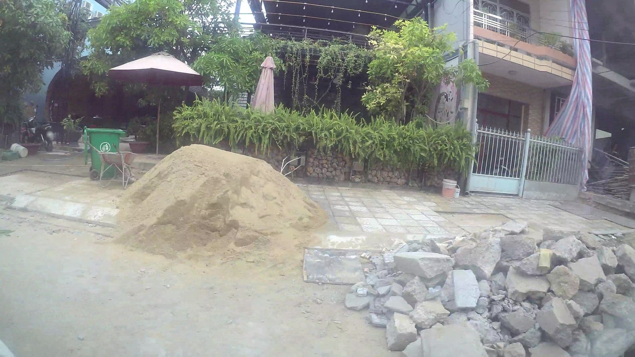 Street view near The Now boutique Hotel Apartment - Deluxe Double Room with Bath, Sơn Trà — © kaartcam (CC BY-SA · Mapillary)