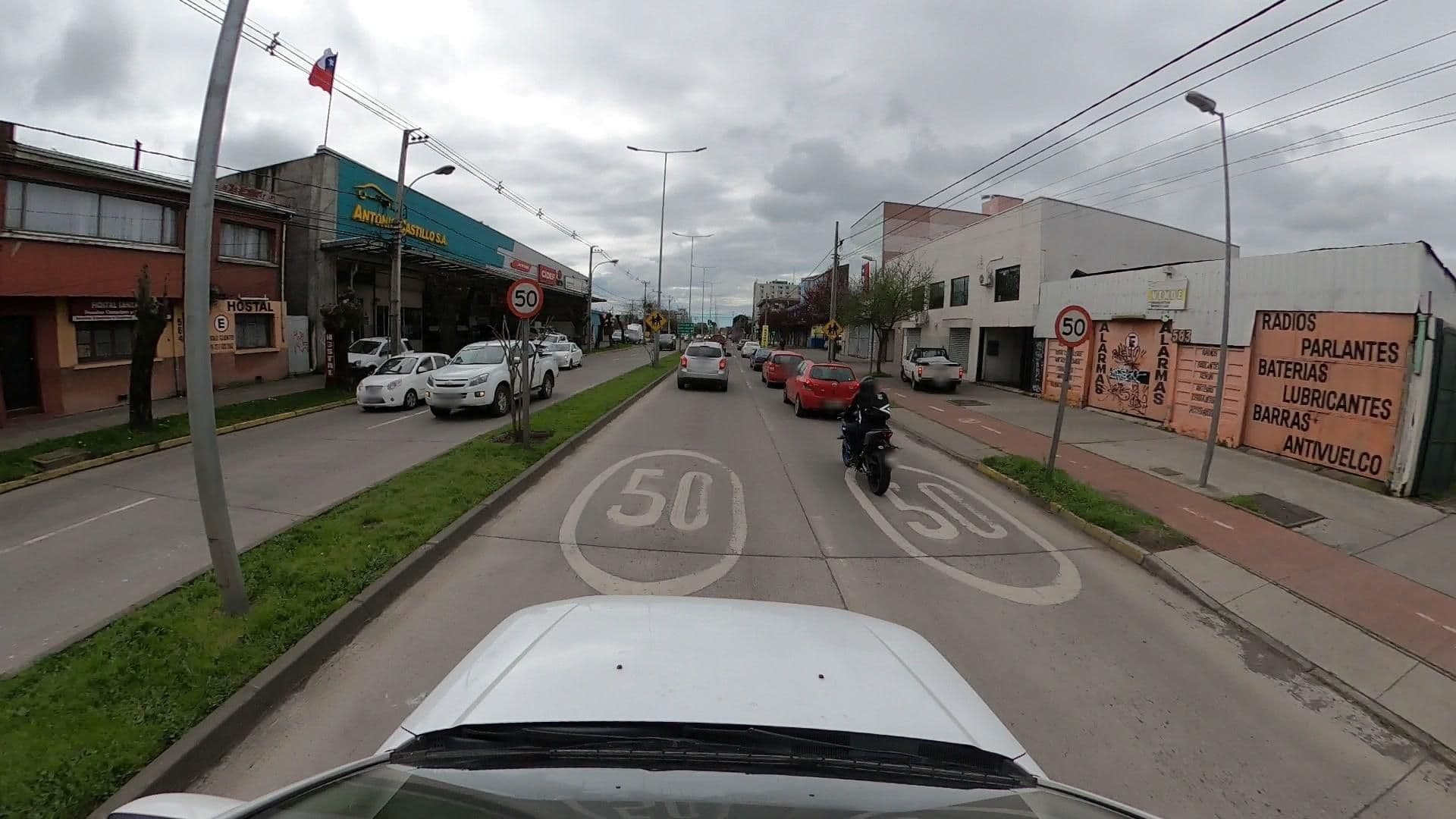 Street view near Hostal Santander, Chillán — © Kaart_Local (CC BY-SA · Mapillary)