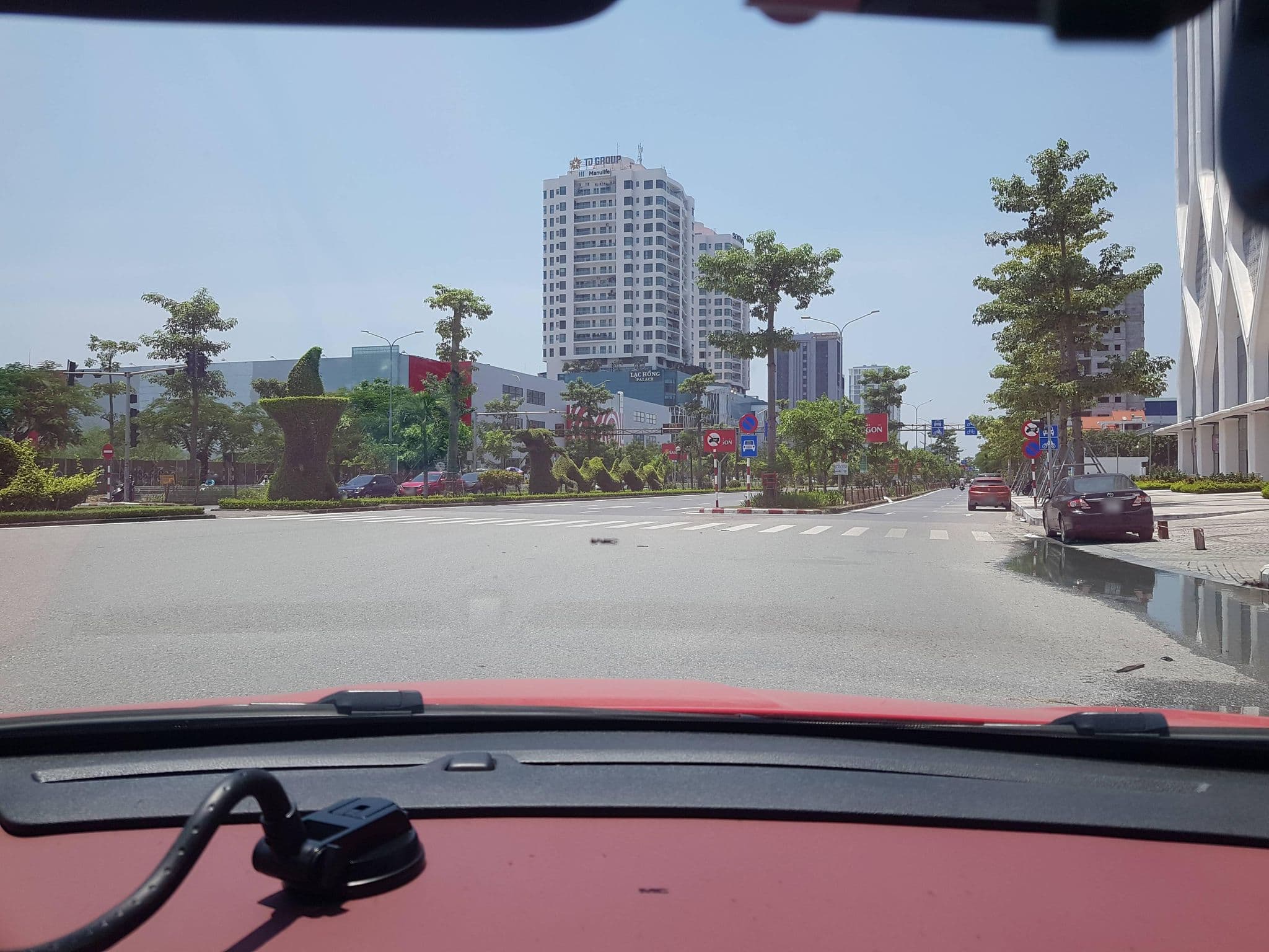 Street view near Doji diamon, Haiphong — © sg_front_3 (CC BY-SA · Mapillary)