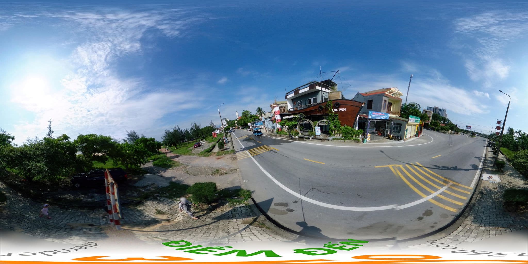 Street view near RiverView Homestay 2, Đồng Hới — © diemden360 (CC BY-SA · Mapillary)