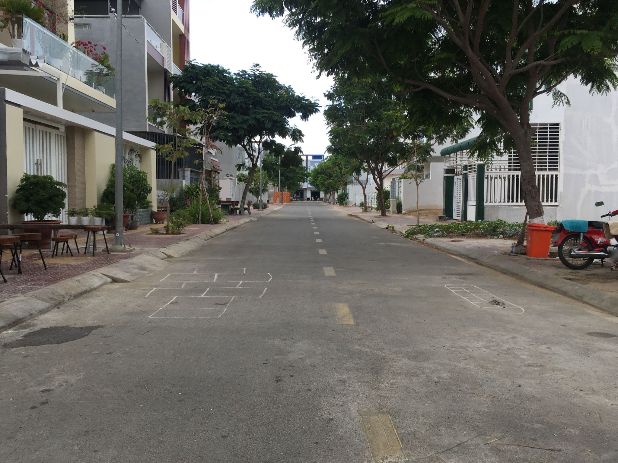 Street view near Sea Urchin Hostel - Homestay, Phan Rang-Tháp Chàm — © theboman01 (CC BY-SA · Mapillary)