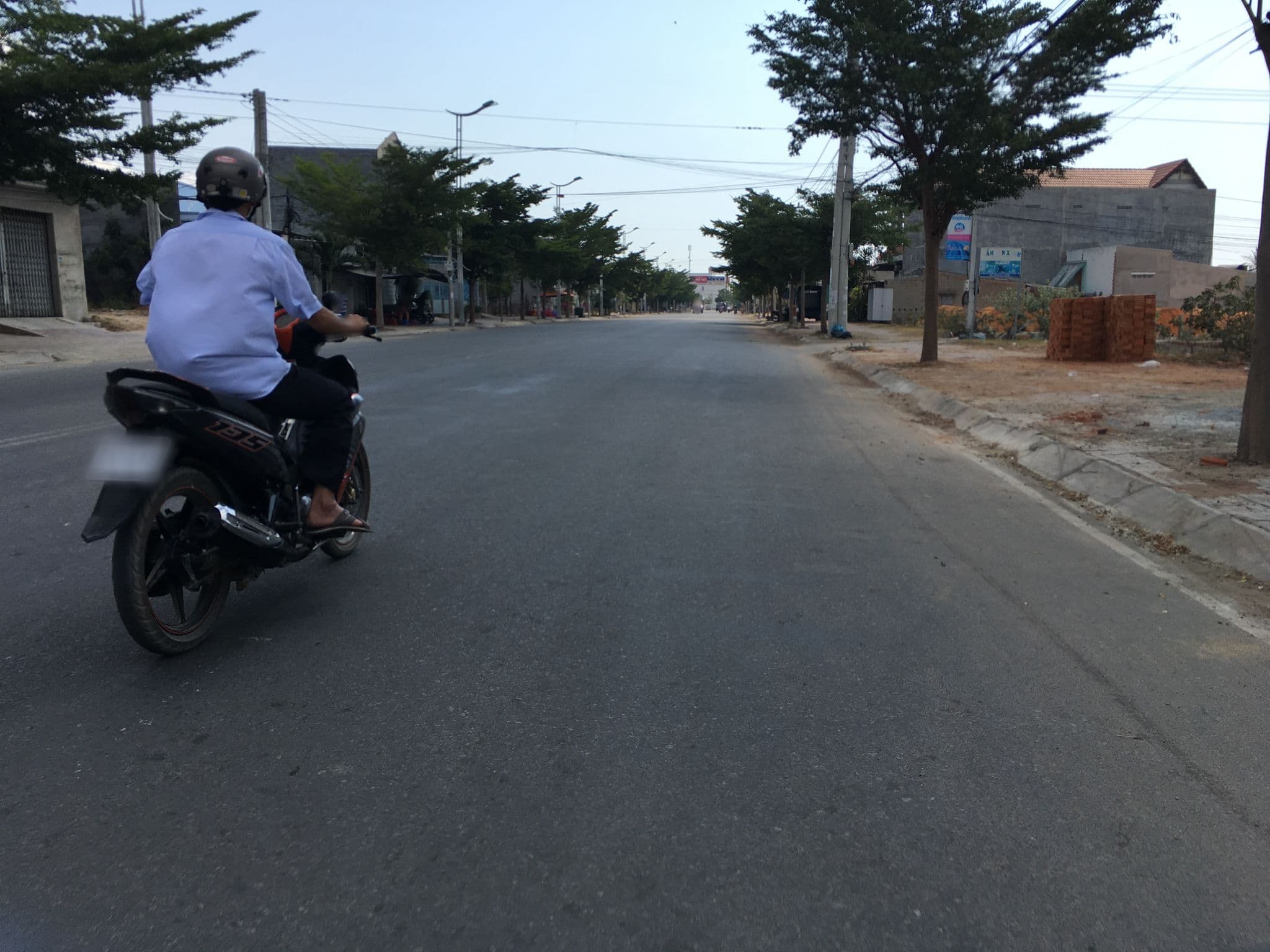 Street view near QV Manor Homestay, Phan Rang-Tháp Chàm — © theboman01 (CC BY-SA · Mapillary)