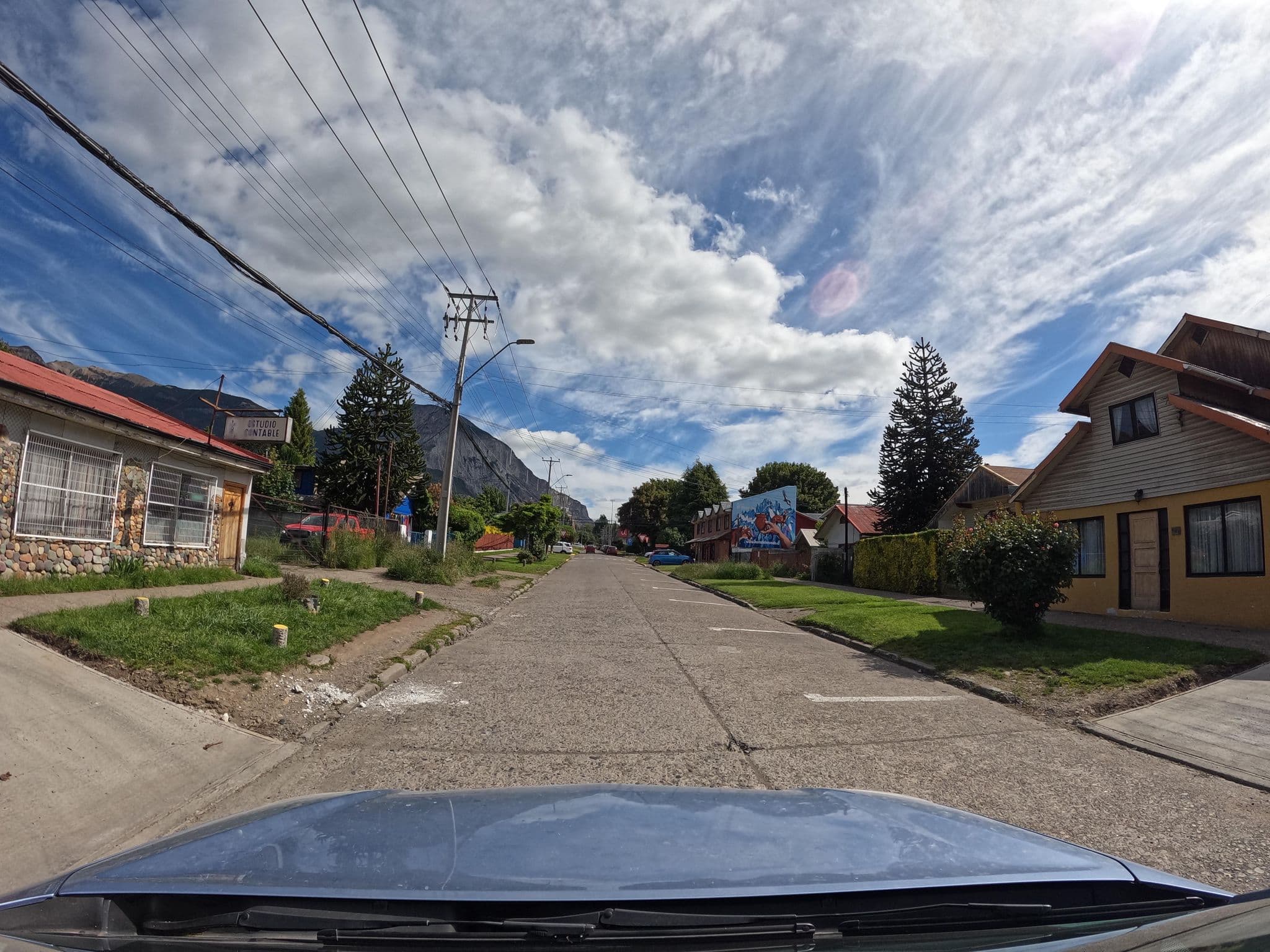 Street view near Mente Nómade, Coyhaique