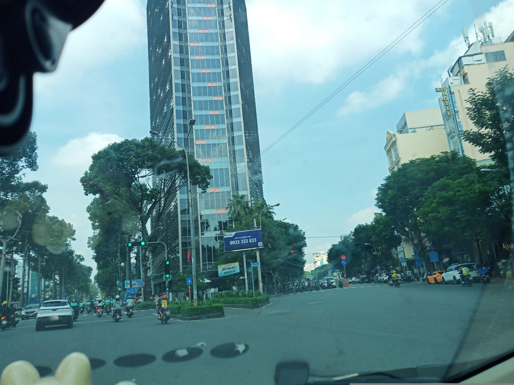 Street view near Nấp Homestay, Quận Ba — © sg_right_1 (CC BY-SA · Mapillary)