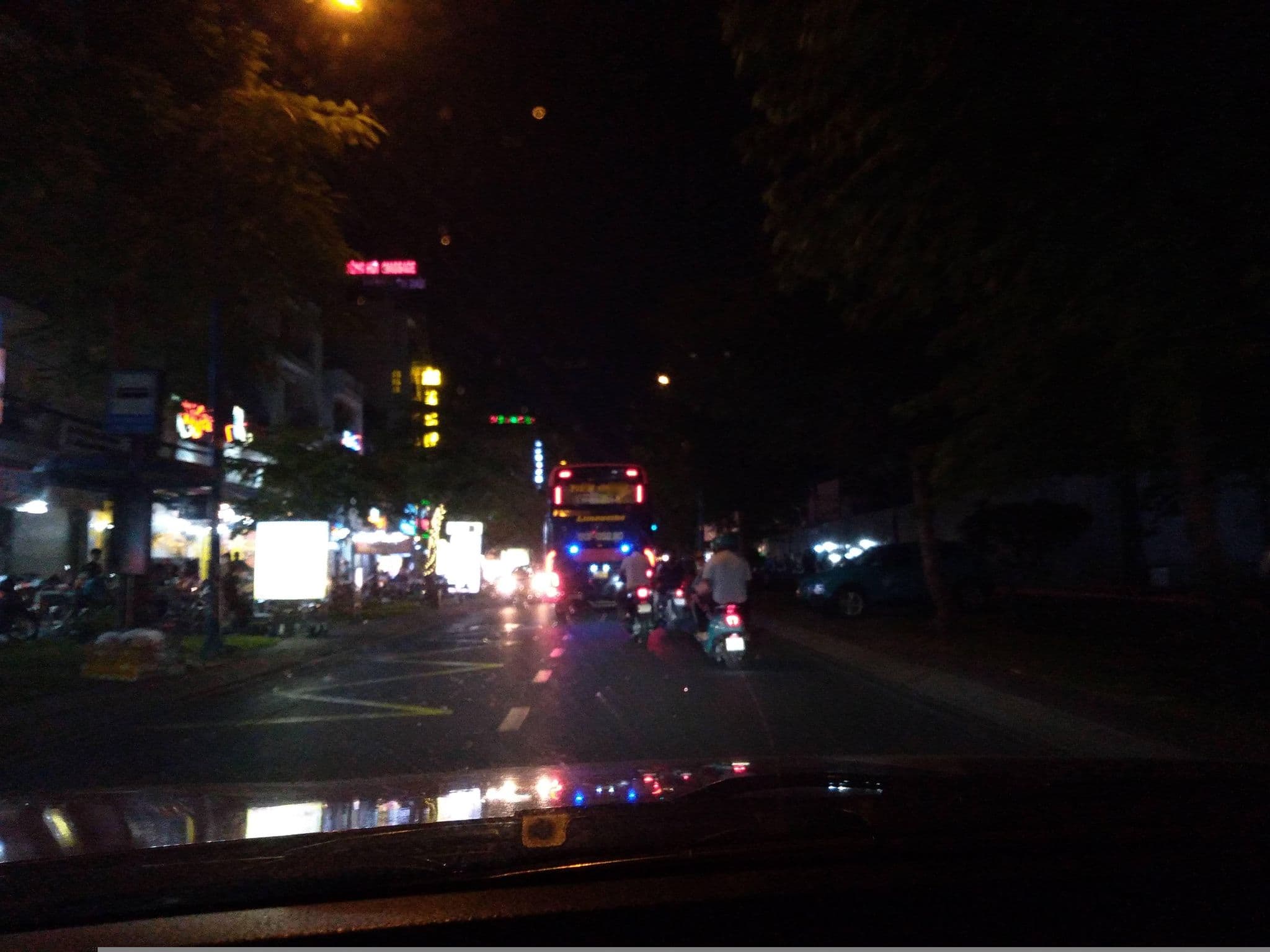 Street view near Mai Phương Hotel, Tân Bình — © sg_front_1 (CC BY-SA · Mapillary)