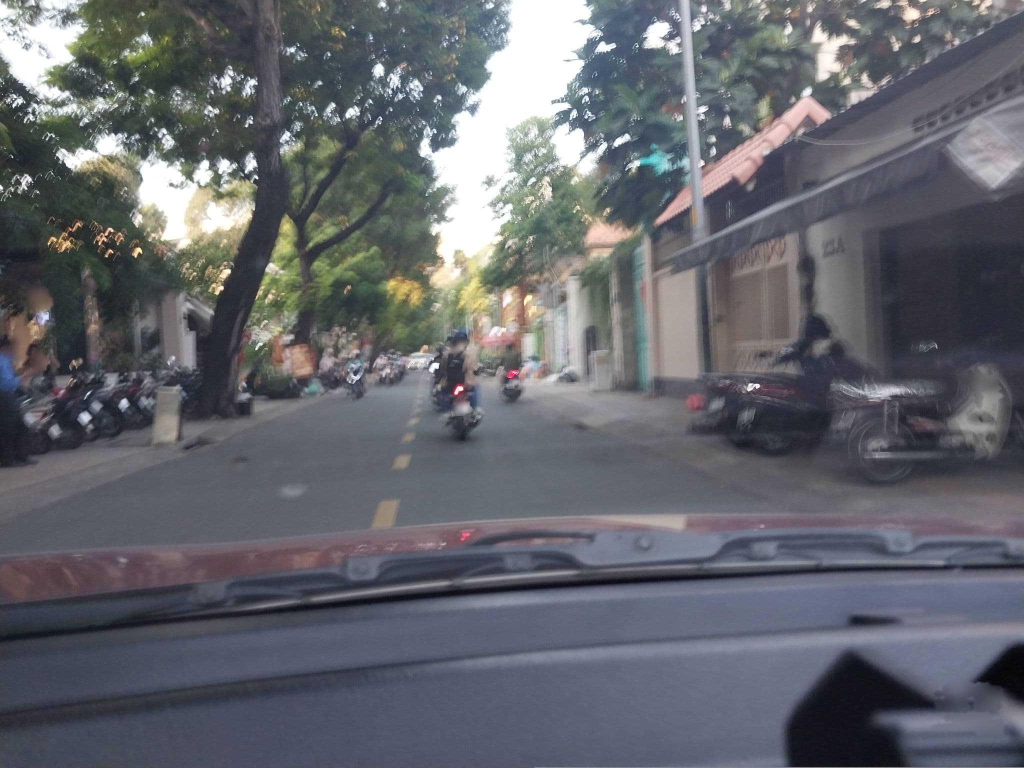 Street view near Mận Đào Villa - Standard Double Room, Quận Ba — © sg_front_1 (CC BY-SA · Mapillary)