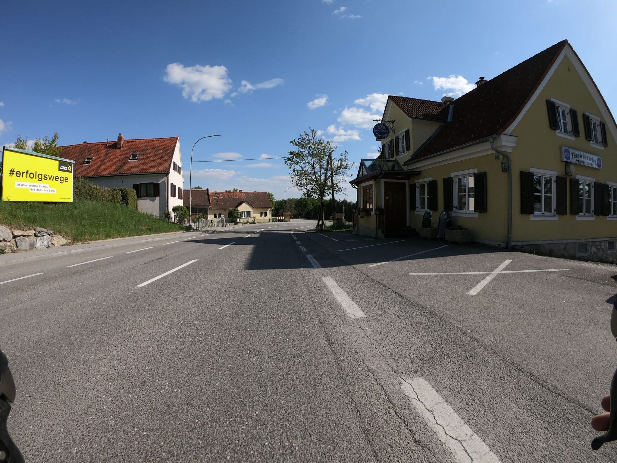 Street view near Tischlerwirt, Niederschöckl — © tobiaso (CC BY-SA · Mapillary)