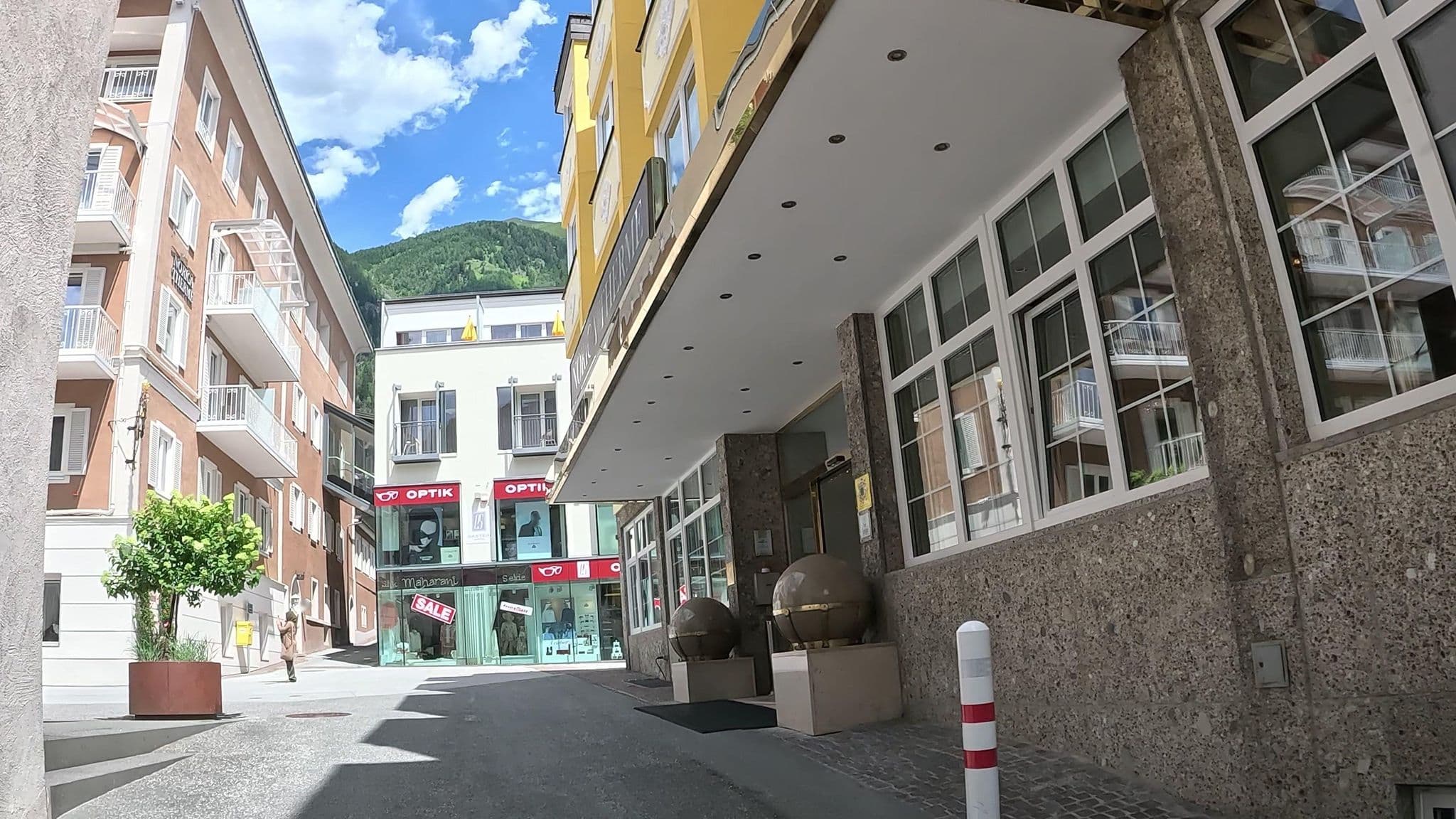 Street view near Hotel Norica Therme - mit direktem Zugang zur Alpentherme Gastein, Bad Hofgastein — © stefanro74 (CC BY-SA · Mapillary)