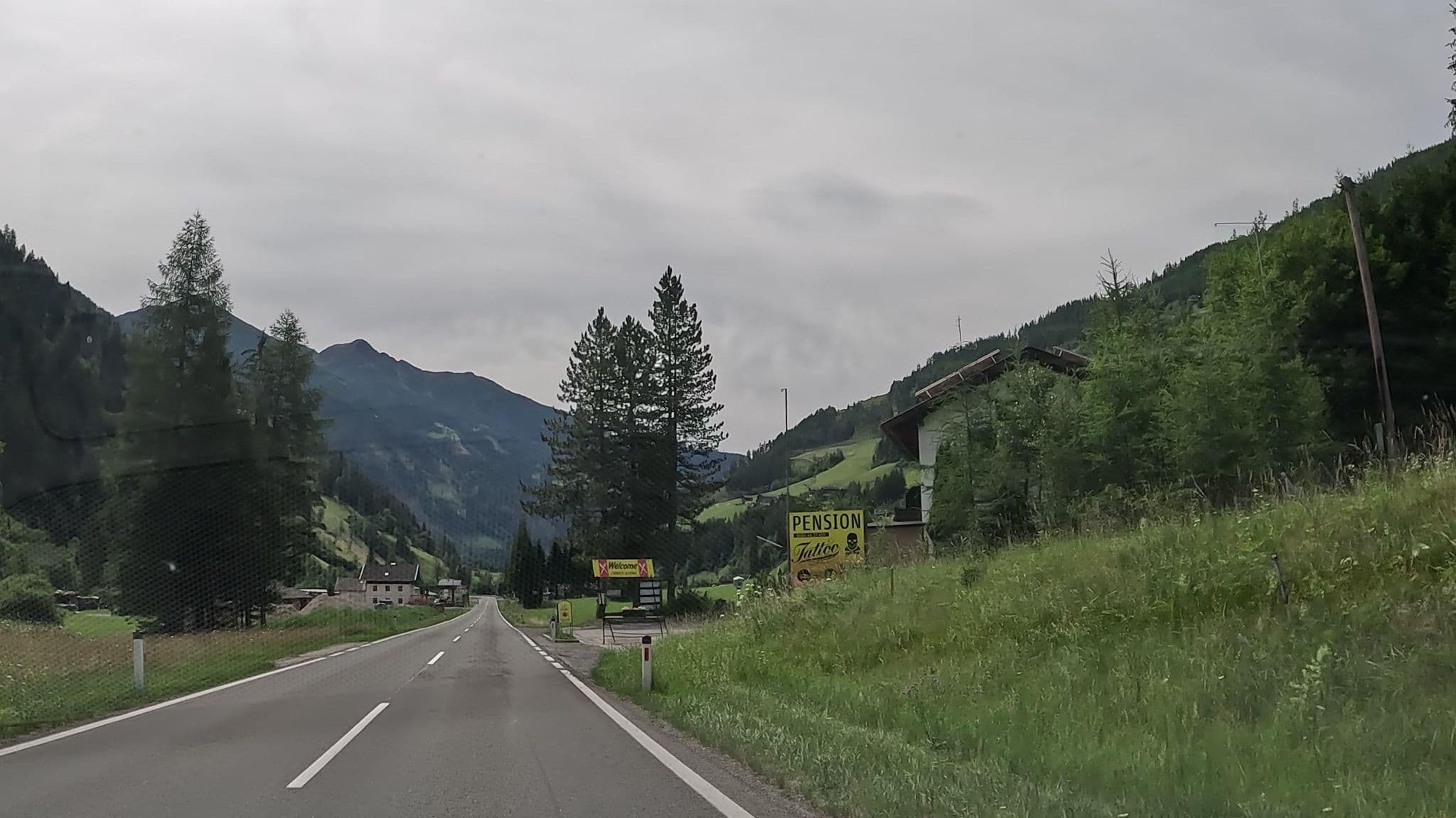 Street view near Tattoo Pension, Heiligenblut — © stefanro74 (CC BY-SA · Mapillary)