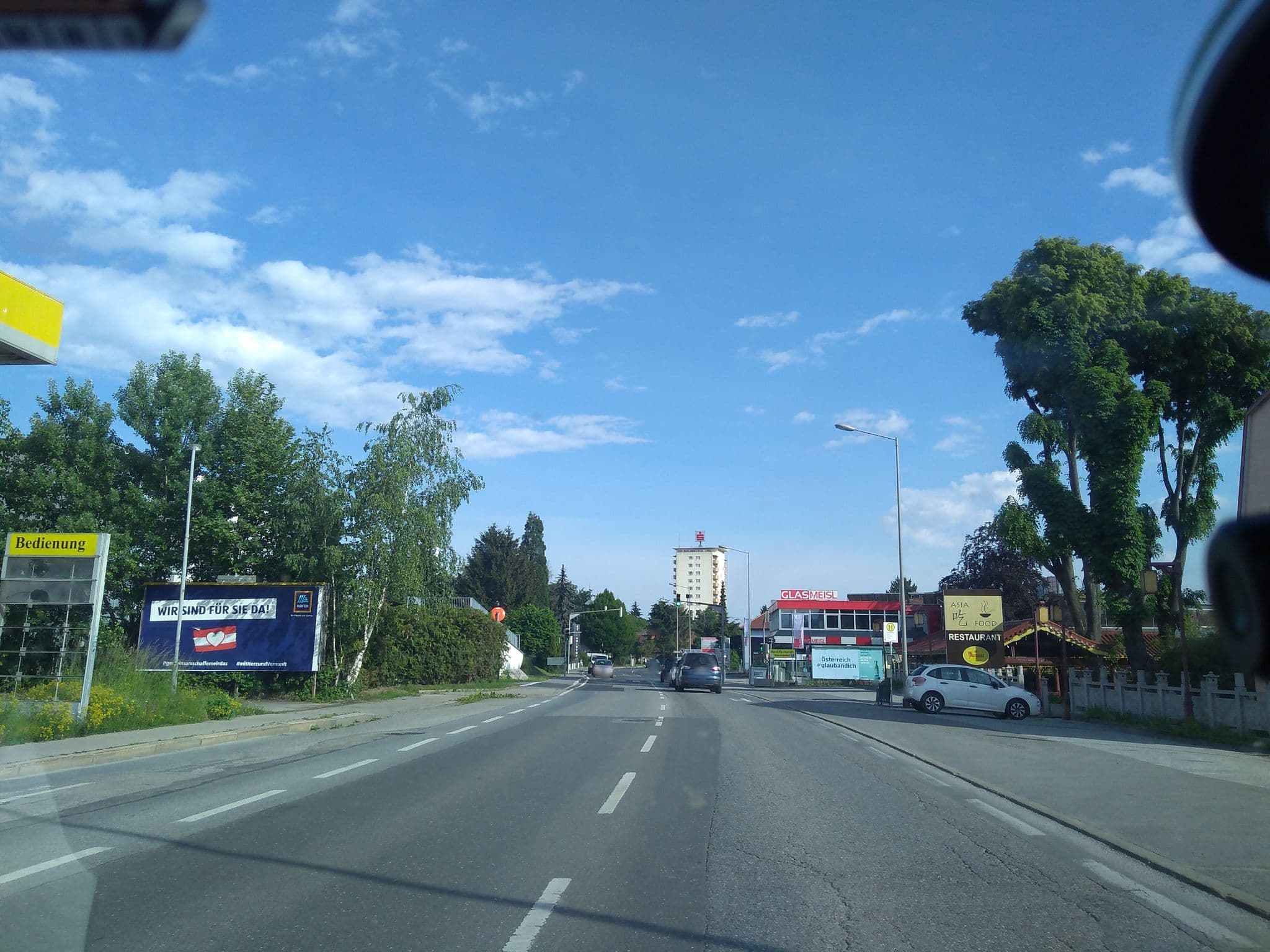 Street view near Hotel Wasserpalast, Liebenau — © clemdoc (CC BY-SA · Mapillary)