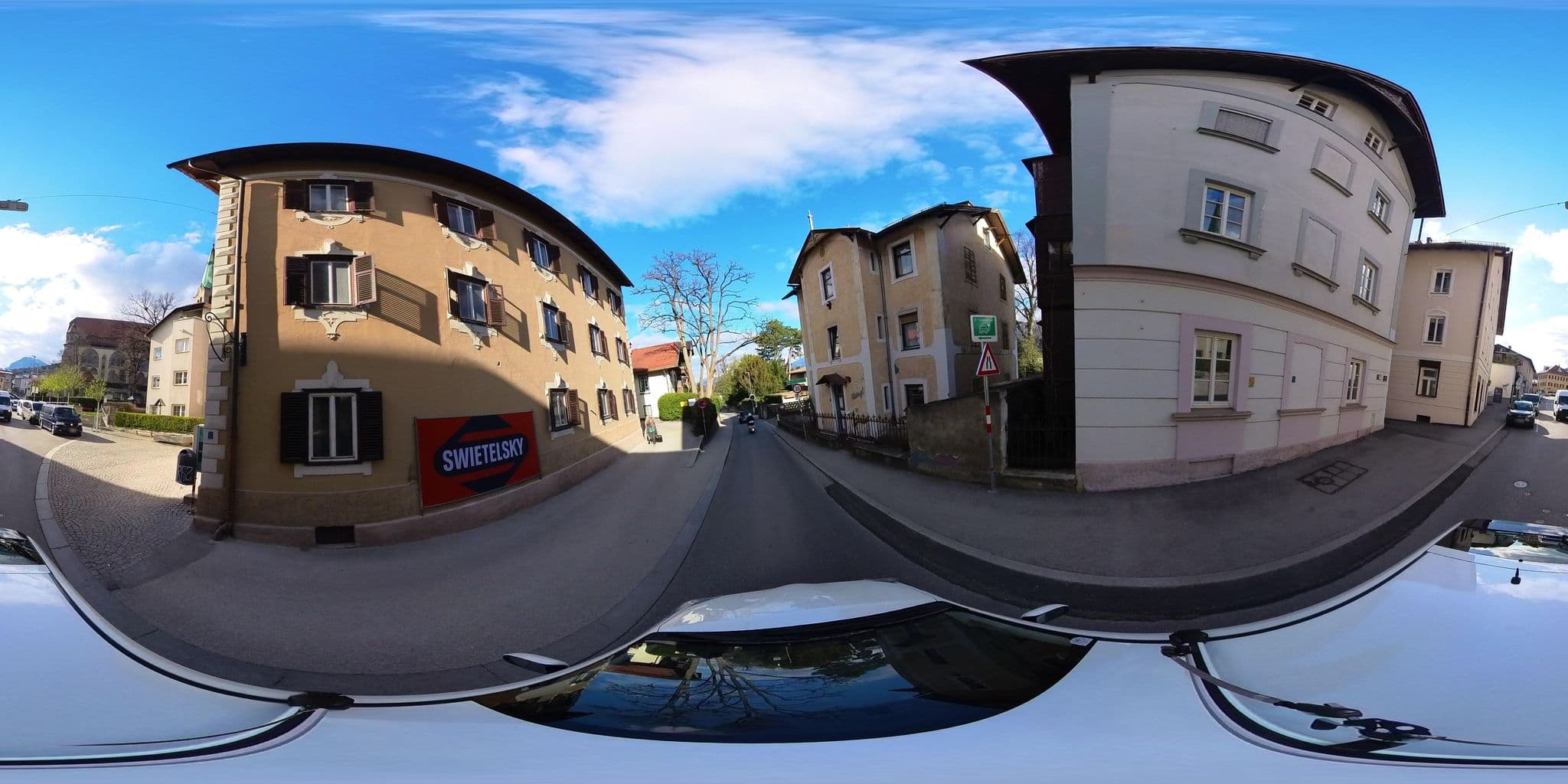 Street view near Die Kabine – Riedz Apartments, Innsbruck — © osmplus_org (CC BY-SA · Mapillary)