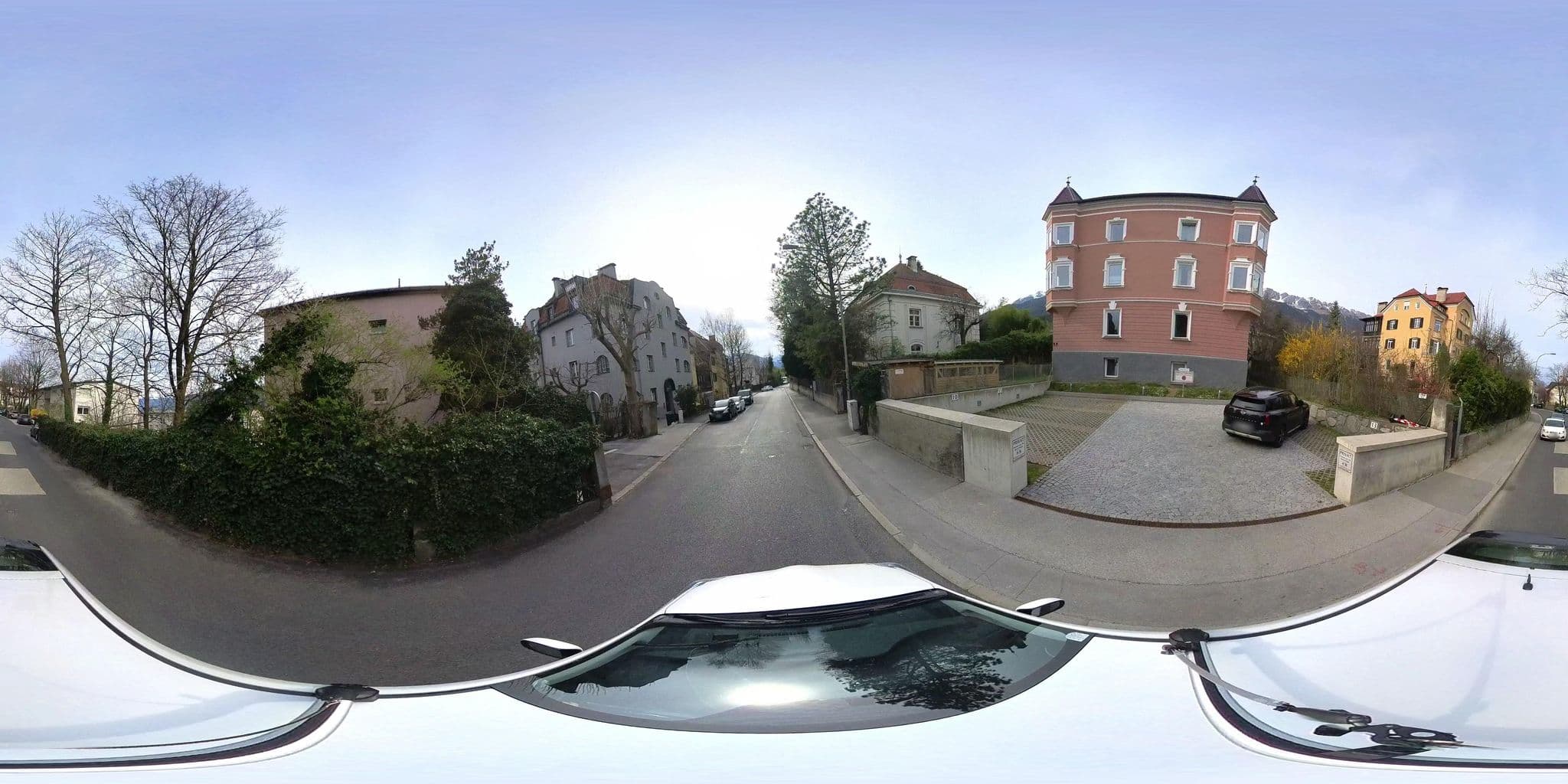 Street view near InnsbruckHomes, Hötting — © osmplus_org (CC BY-SA · Mapillary)