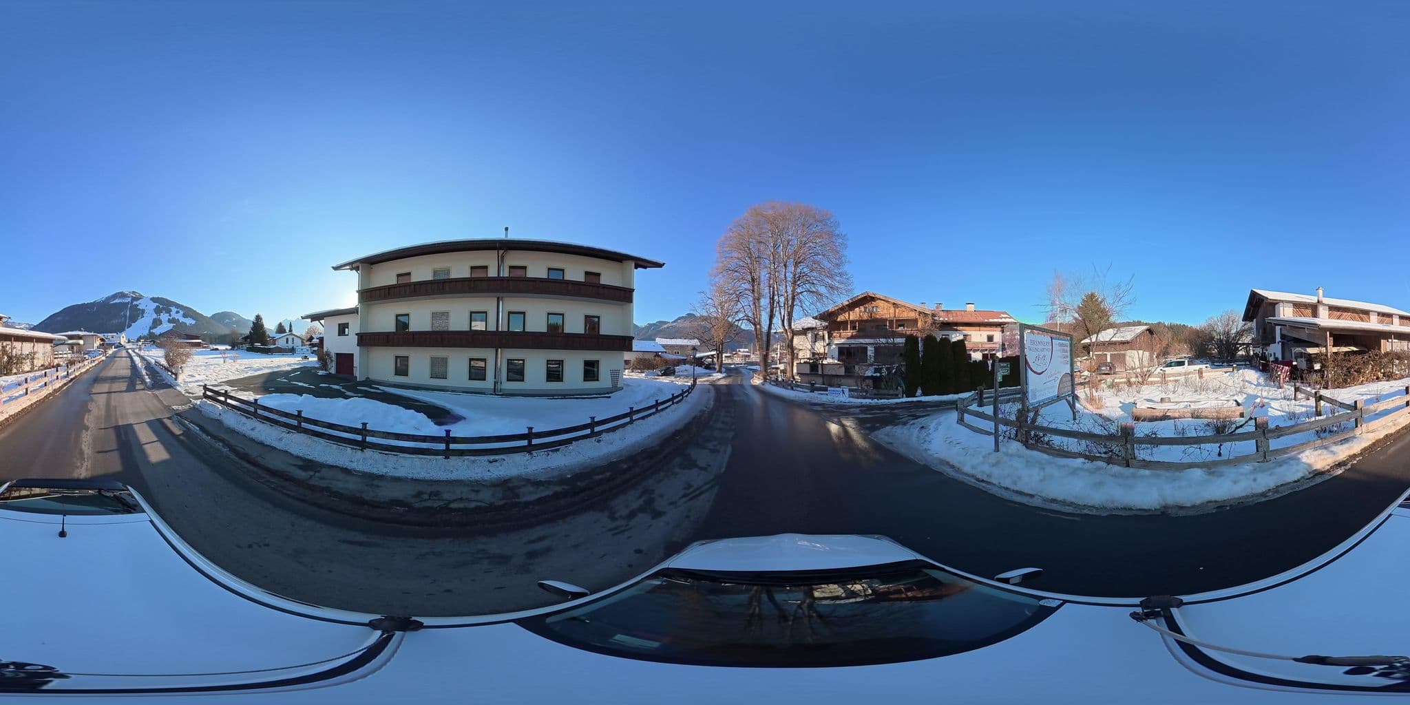 Street view near Frühstückspension Hüttwirt, Kössen — © osmplus_org (CC BY-SA · Mapillary)