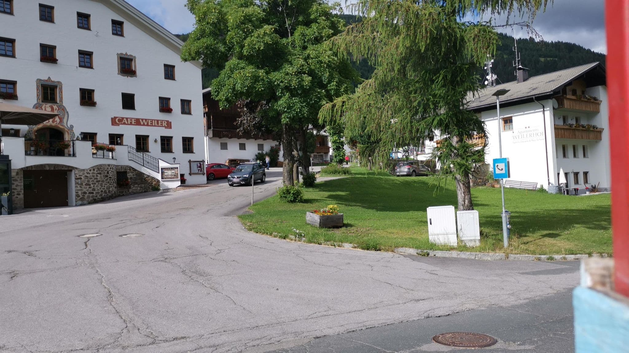 Street view near Hotel Weiler, Sillian — © chicc0 (CC BY-SA · Mapillary)