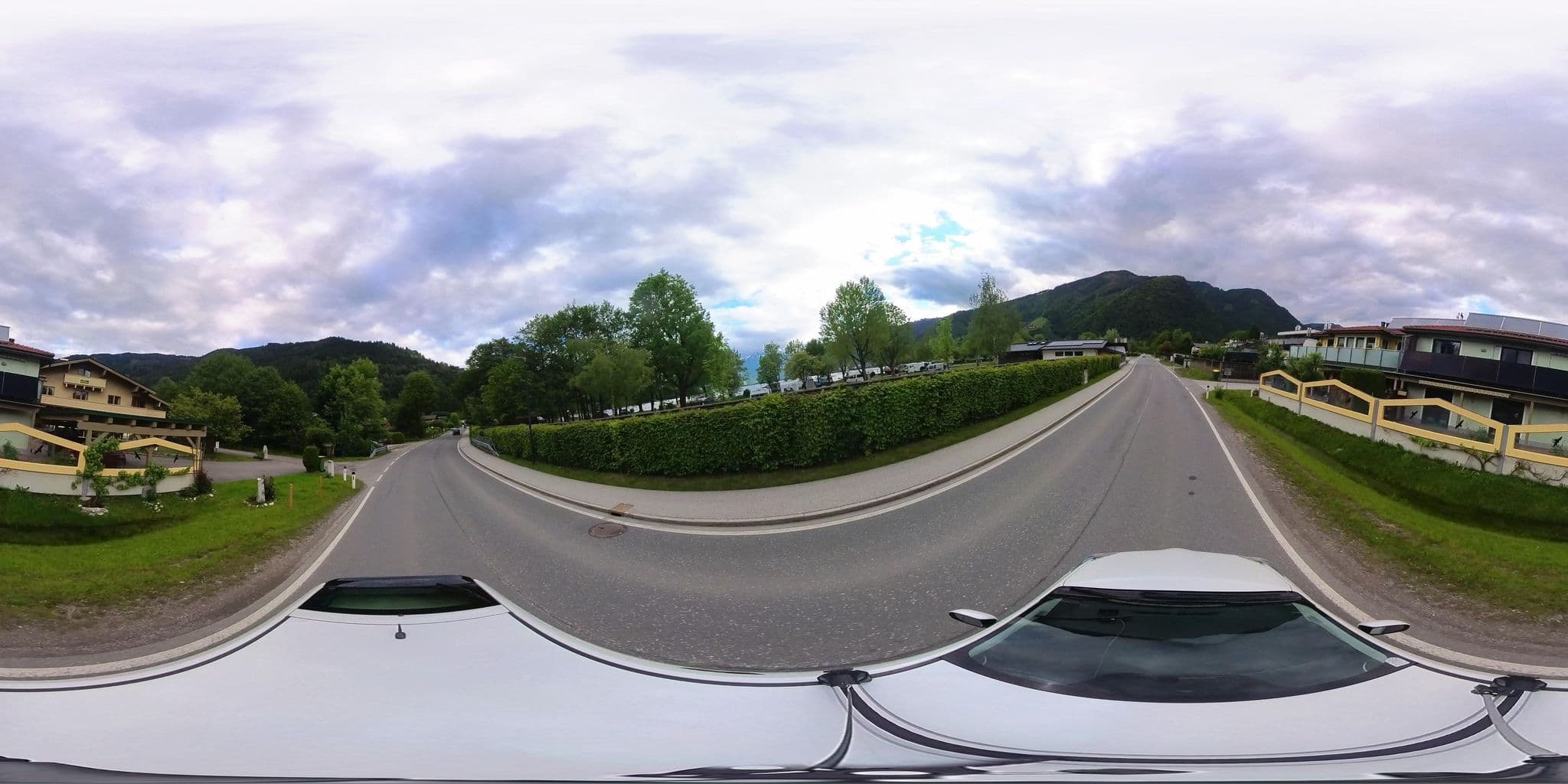 Street view near Haus Imbachhorn, Thumersbach — © osmplus_org (CC BY-SA · Mapillary)