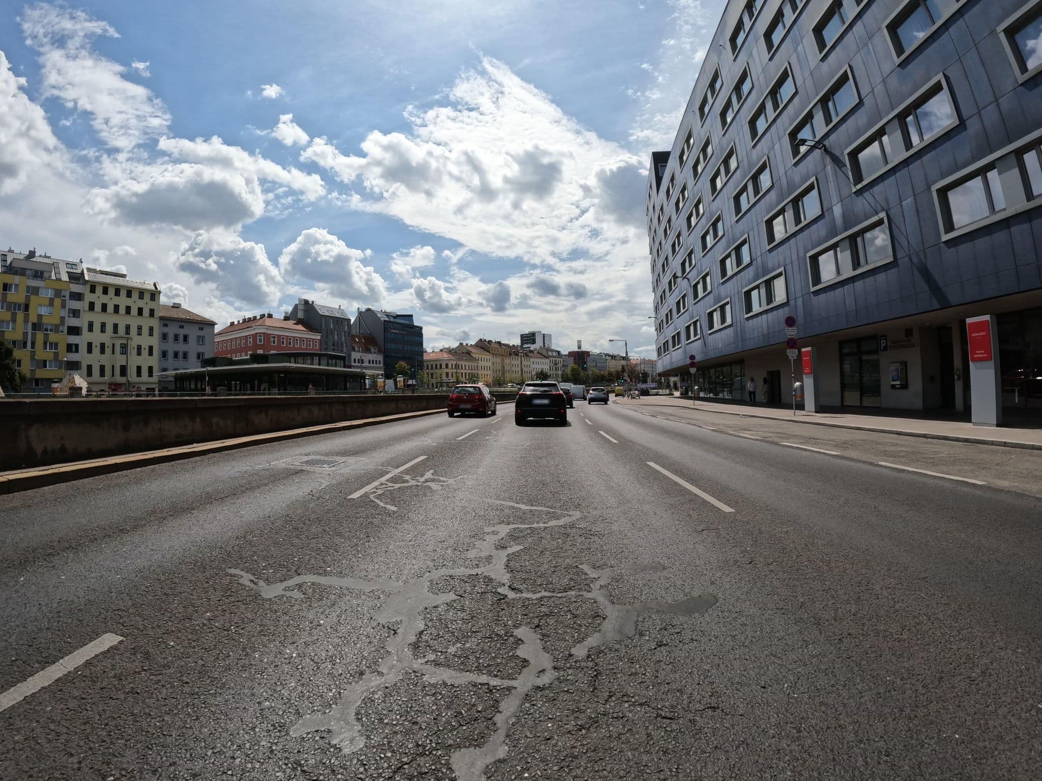Street view near Leonardo Hotel Wien Schönbrunn, Margareten — © erias (CC BY-SA · Mapillary)