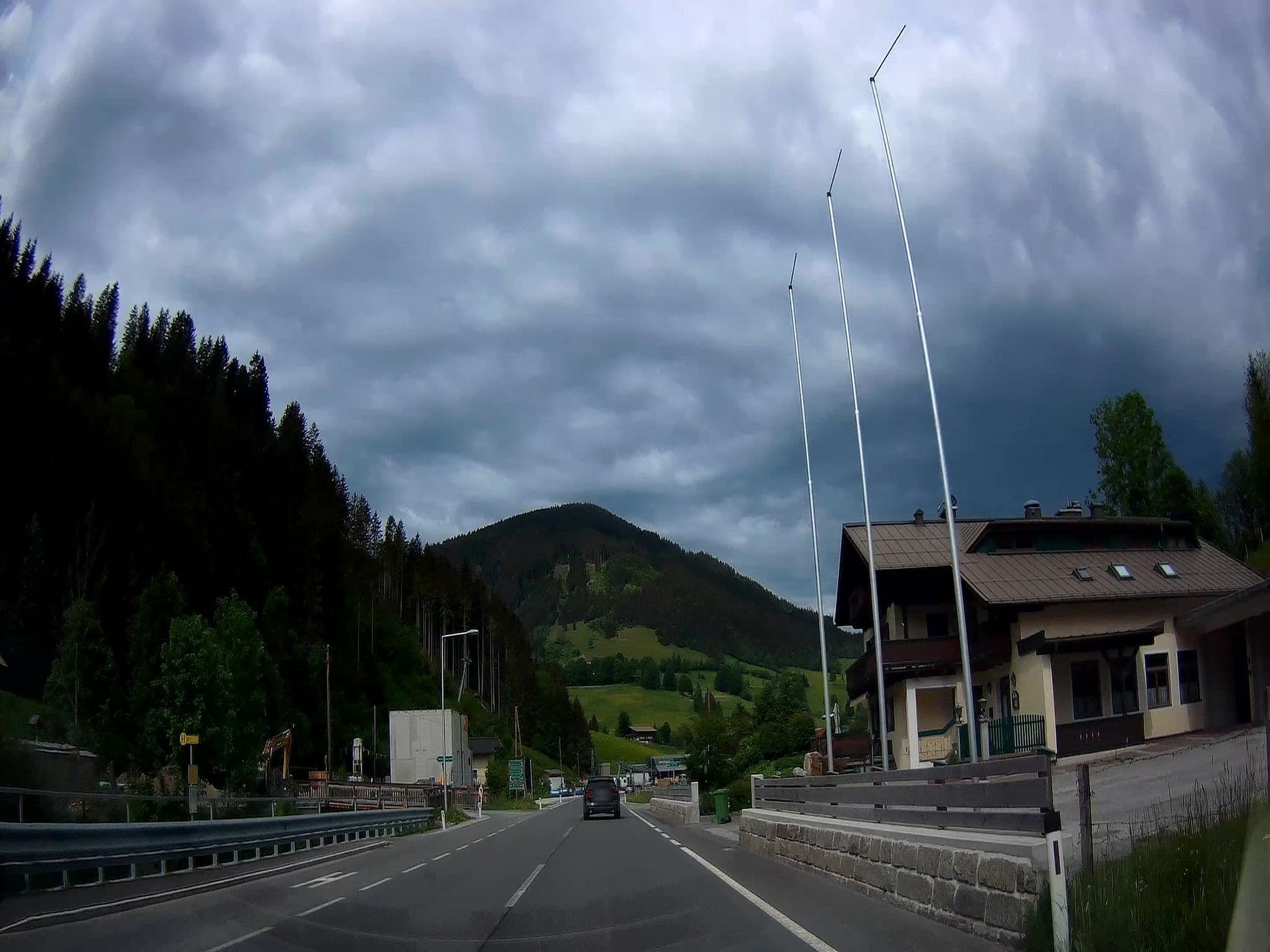 Street view near Familienfreundliches Pension Sonnberg Lodge, Maria Alm am Steinernen Meer — © fuchserl (CC BY-SA · Mapillary)