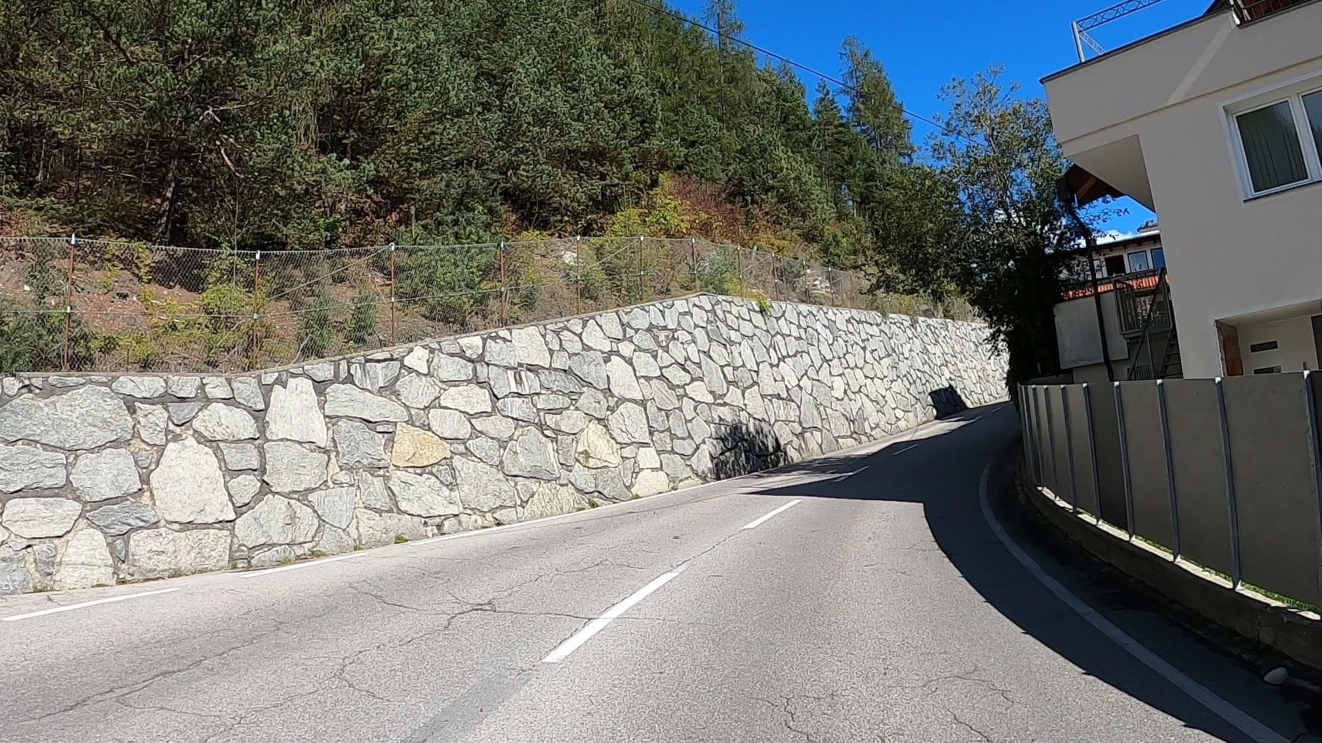 Street view near Haus Alpenrose, Ried im Oberinntal — © osmplus_org (CC BY-SA · Mapillary)