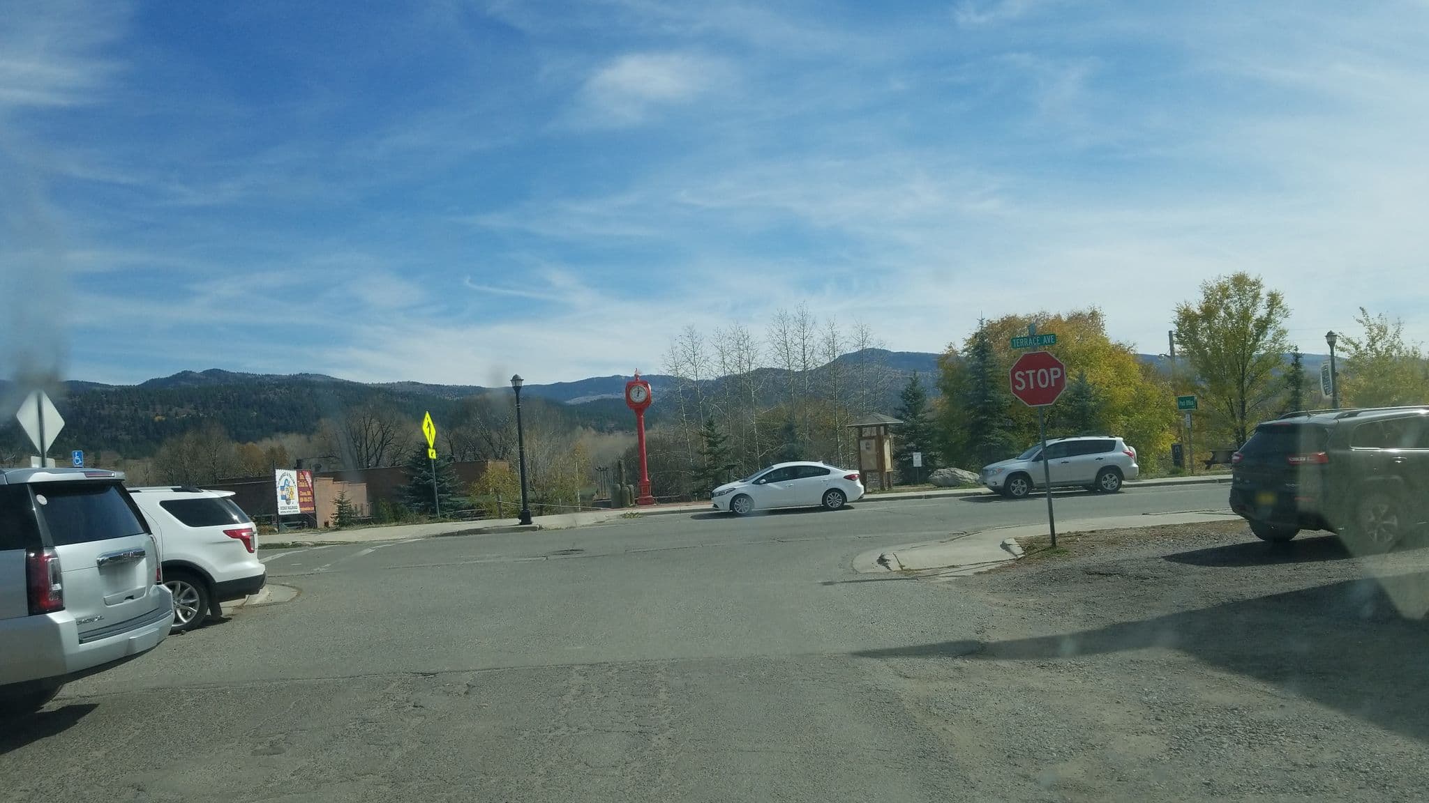 Street view near Iron Rail Inn - Restaurant & Bar, Chama — © jbthemilker (CC BY-SA · Mapillary)