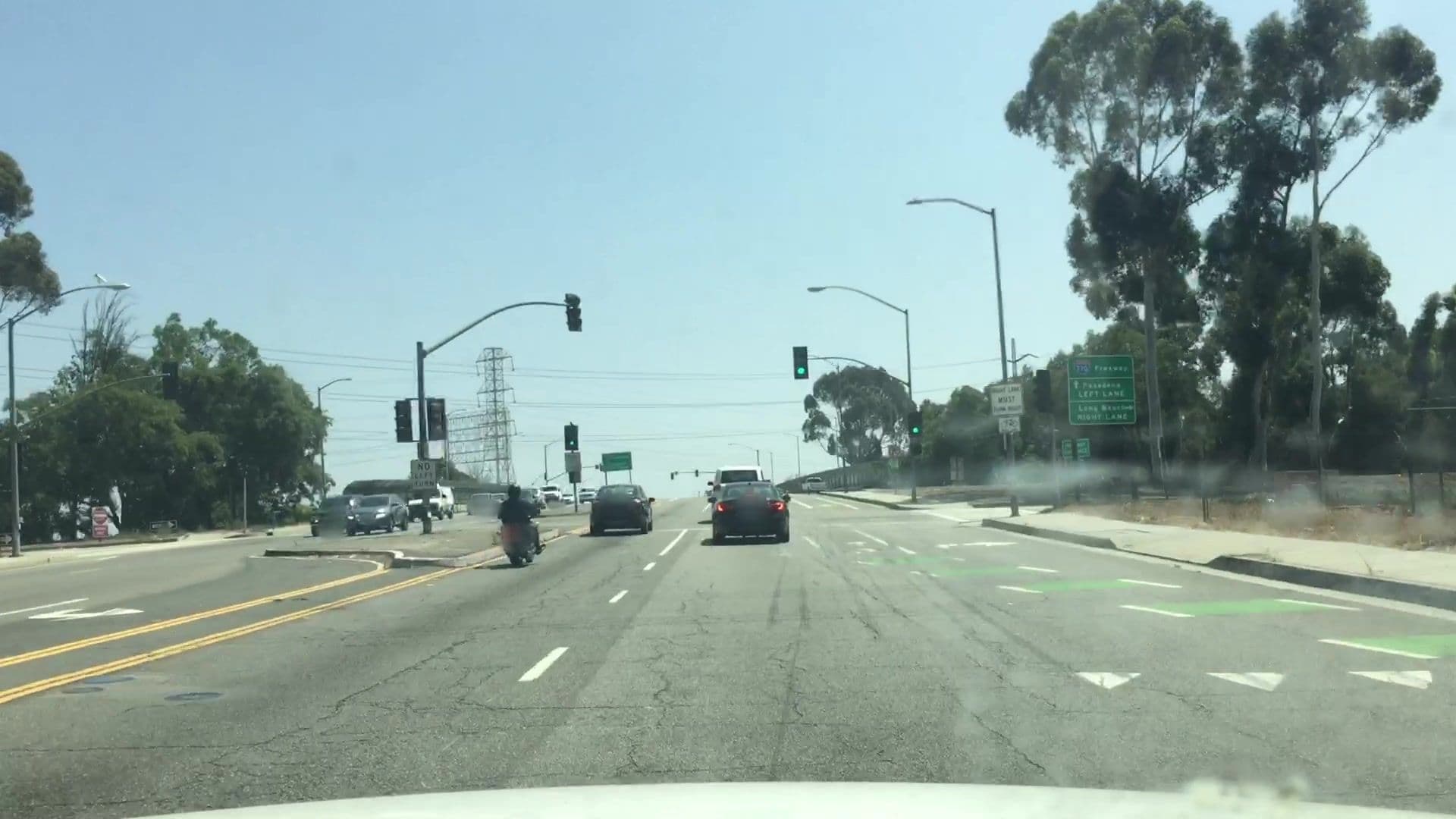 Street view near Luxury Inn Of Tracy Inc, East Rancho Dominguez — © lvl5 (CC BY-SA · Mapillary)