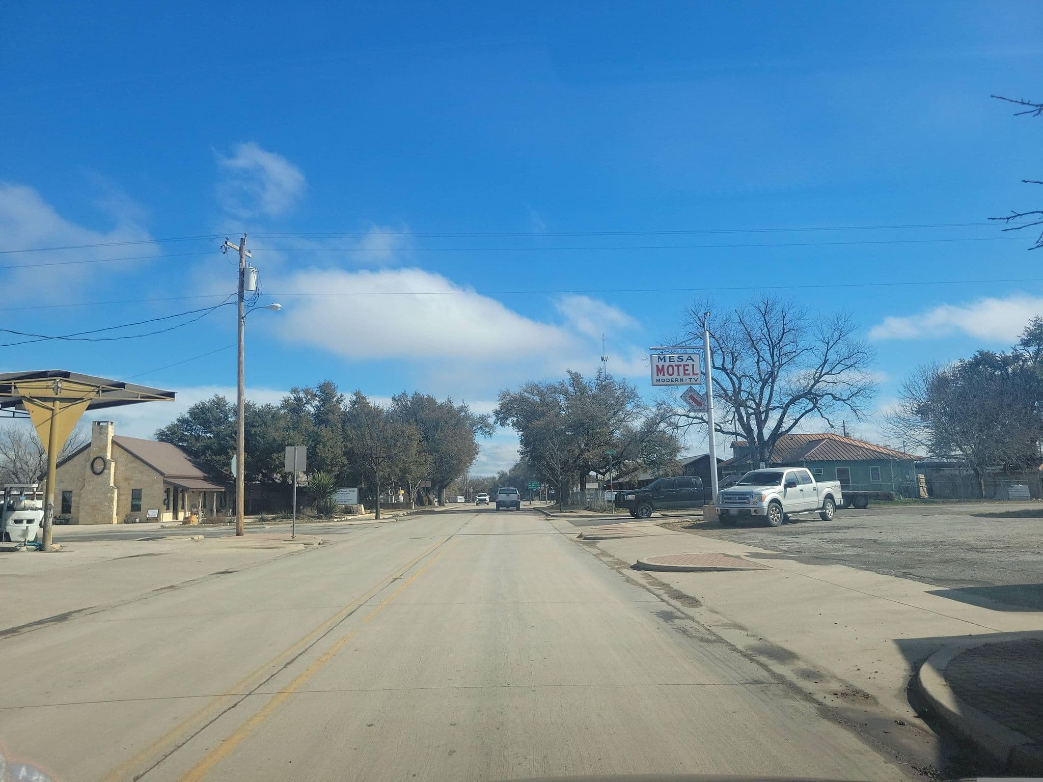 Street view near Mesa Motel, Rocksprings — © Montrose_Lyle (CC BY-SA · Mapillary)