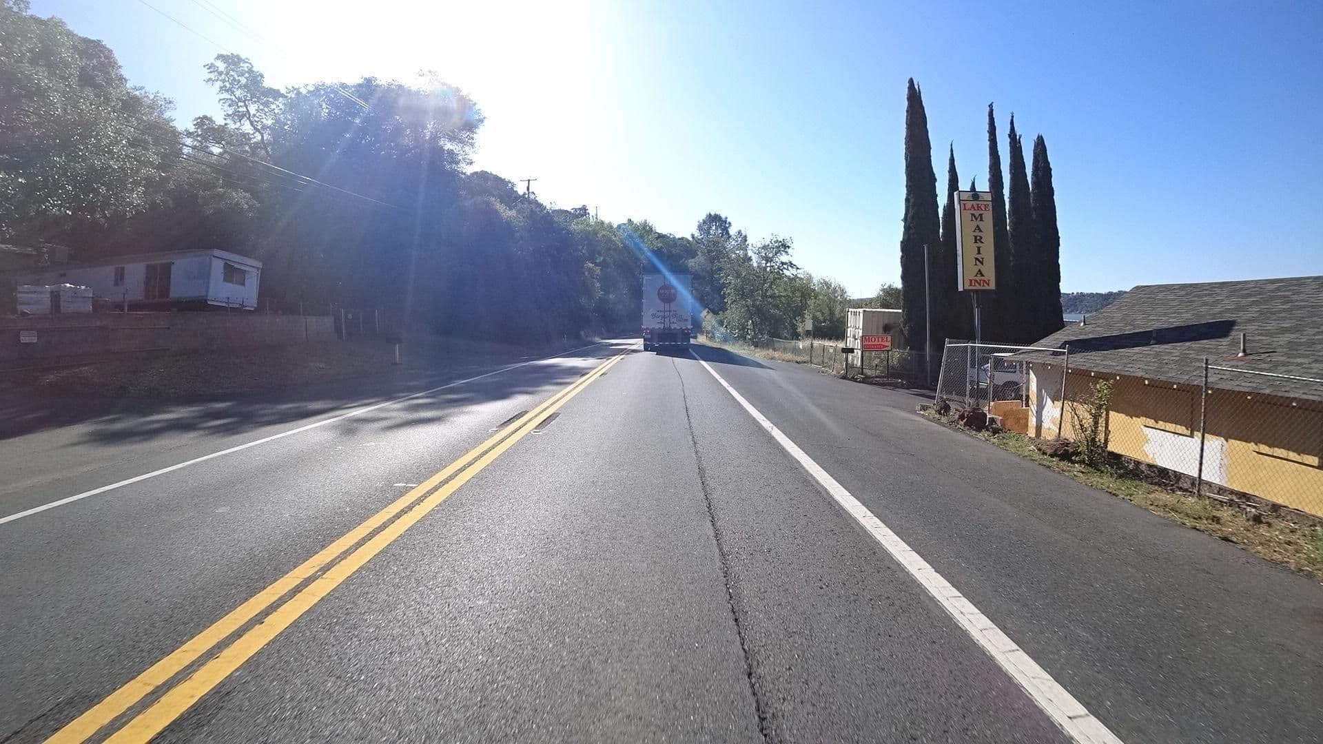 Street view near Lake Marina Inn, Clearlake Oaks — © marker_geo (CC BY-SA · Mapillary)