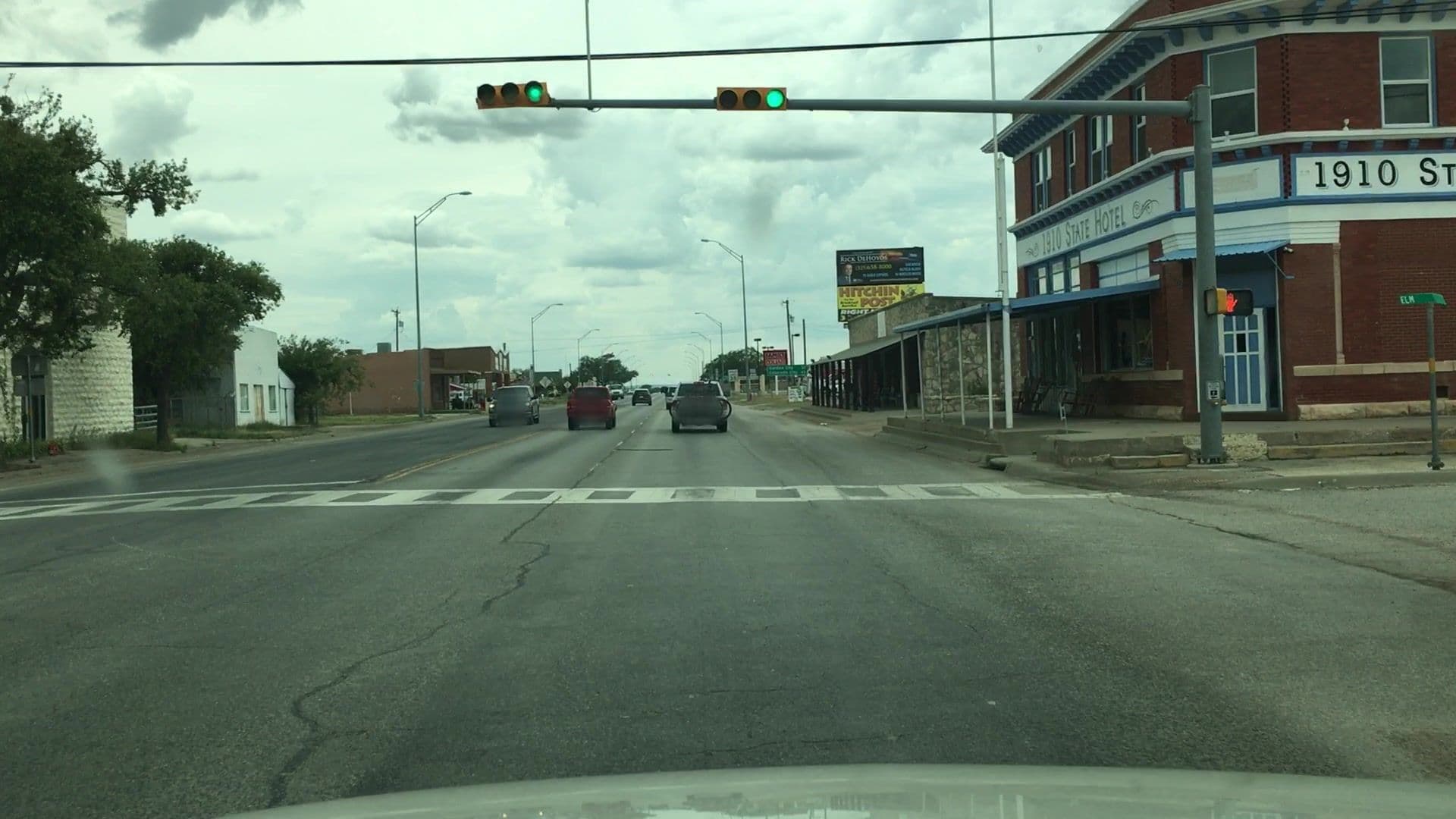 Street view near 1910 State Hotel - temporarily closed due to remodel, Sterling City — © lvl5 (CC BY-SA · Mapillary)