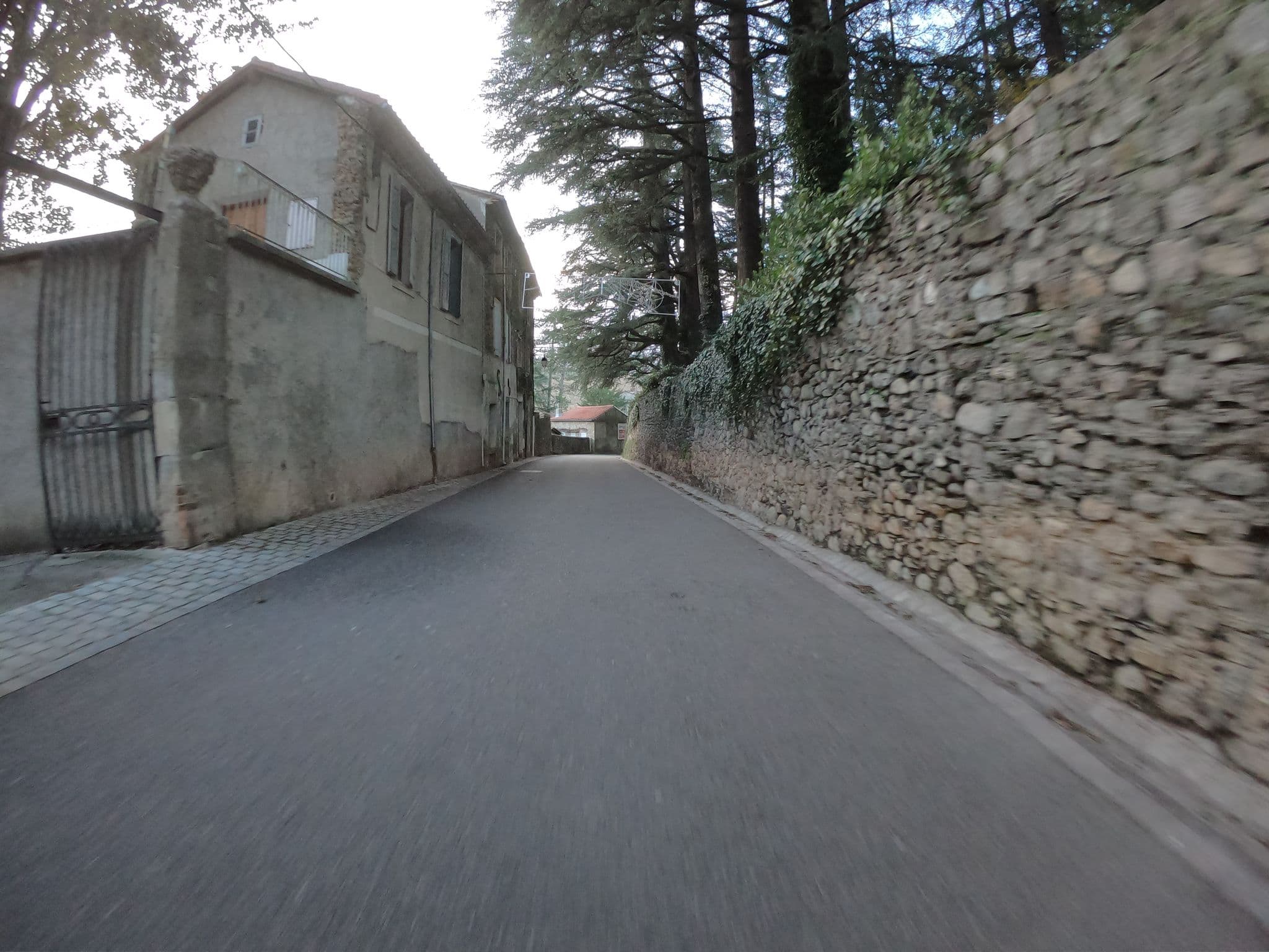 Street view near Abreuvoir Général - Gîte Télétravail & Séminaires Cevennes, Avèze — © joostjakob (CC BY-SA · Mapillary)
