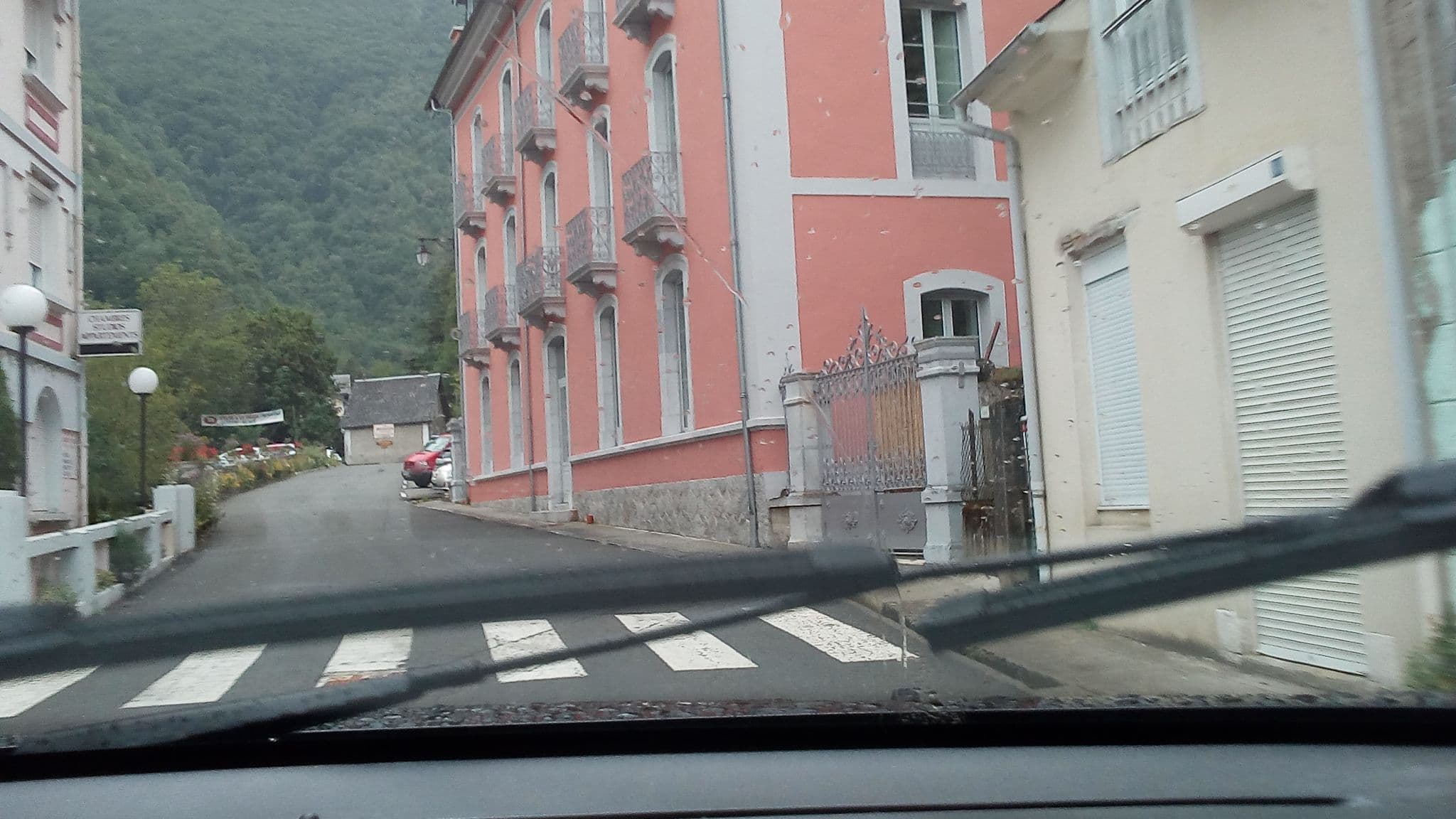 Street view near Solfé Backpacker, Luz-Saint-Sauveur — © atabaraud (CC BY-SA · Mapillary)