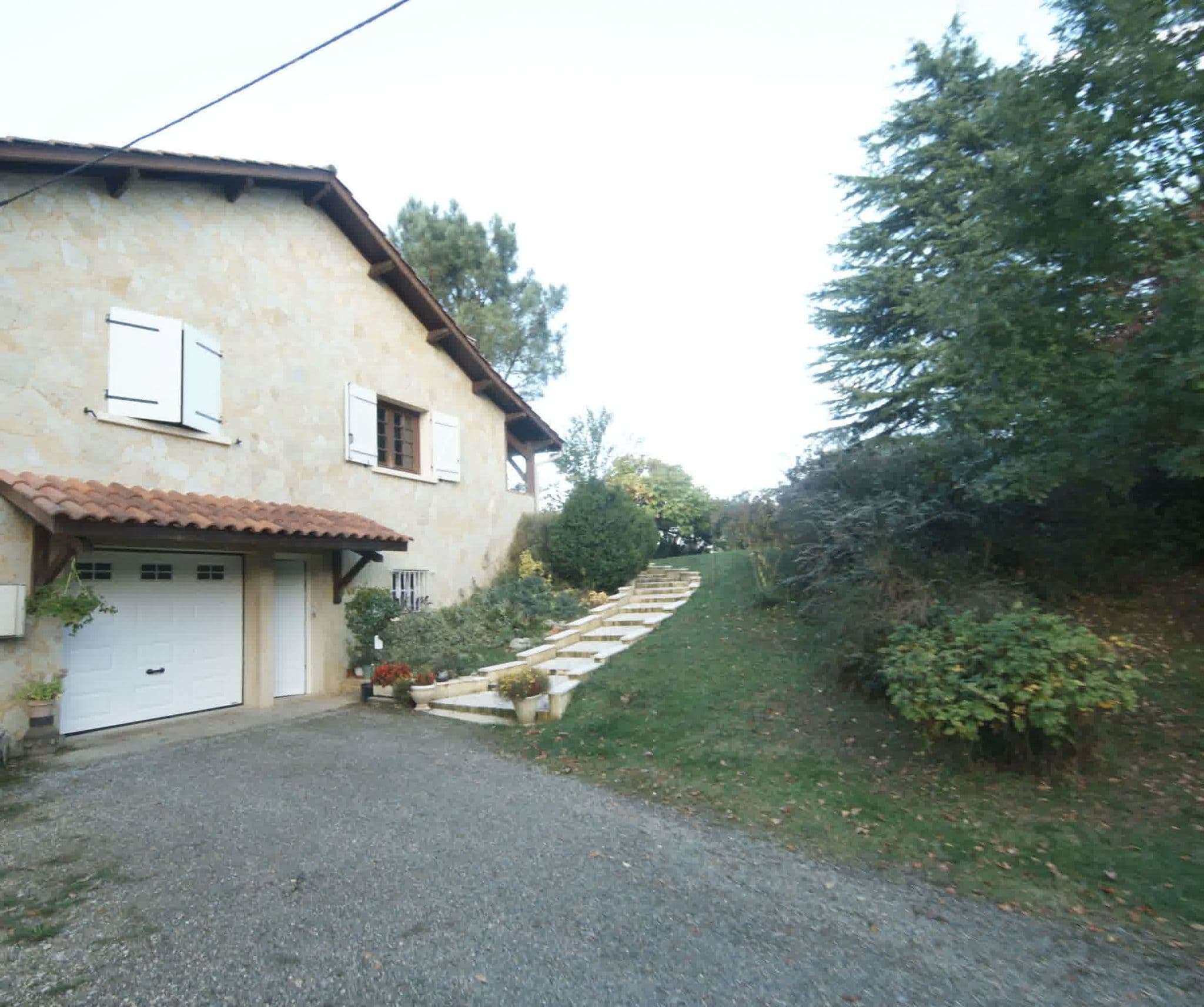 Street view near DOMAINE DU CANTEAU D'YF, Le Houga — © sogefi (CC BY-SA · Mapillary)
