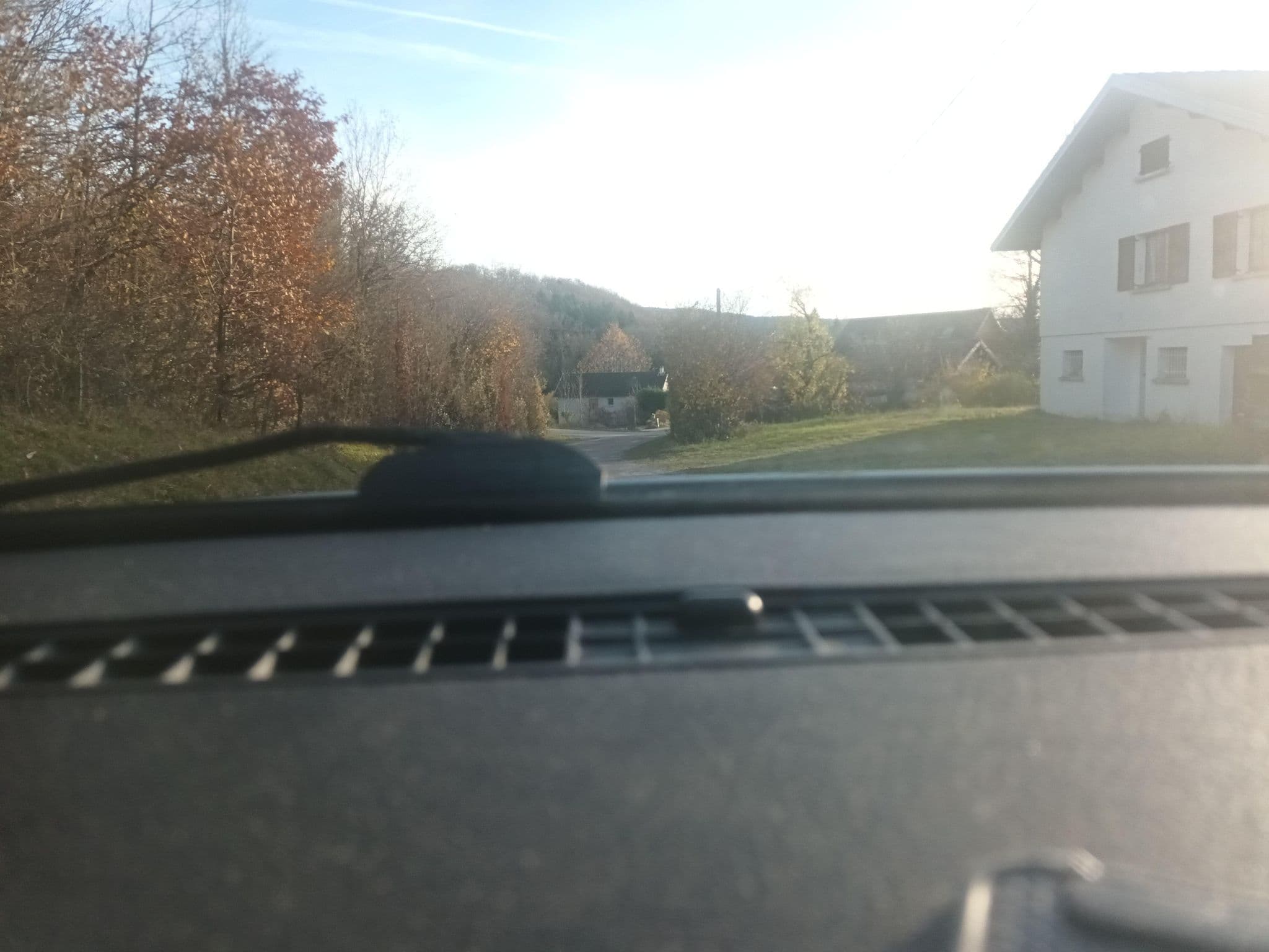 Street view near 8 Chalets les Lodges du Hérisson, Saint-Laurent-en-Grandvaux — © xingewen (CC BY-SA · Mapillary)