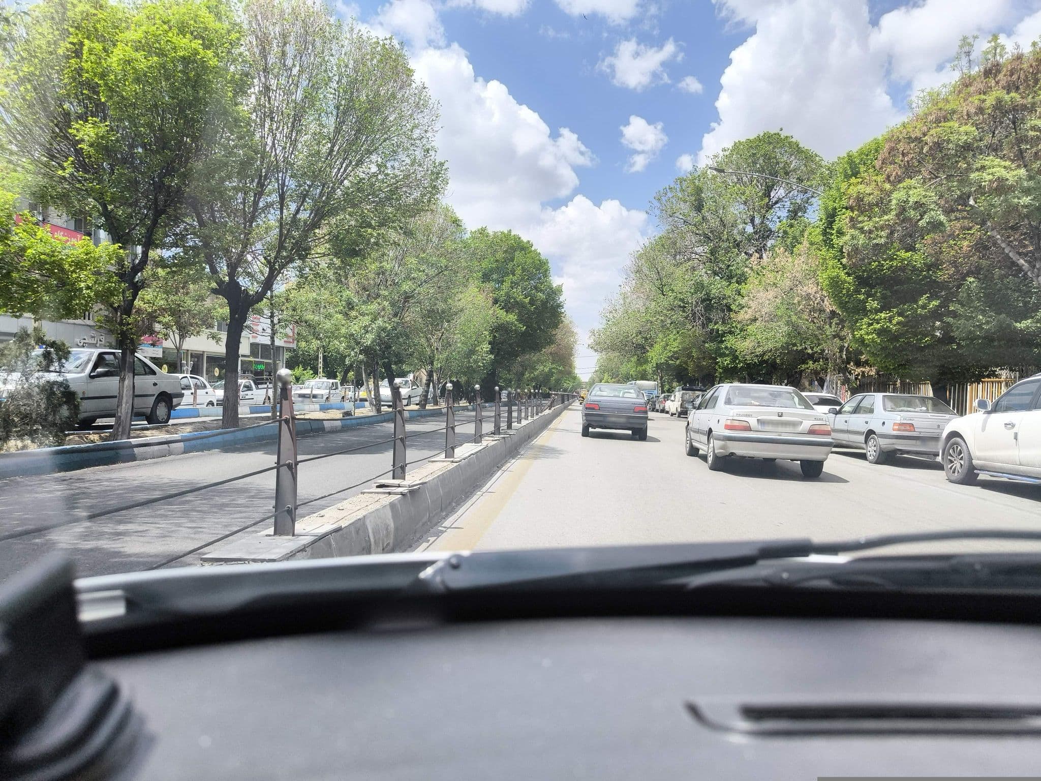 Street view near beleck beach resort, Tabriz — © eclipse7680 (CC BY-SA · Mapillary)