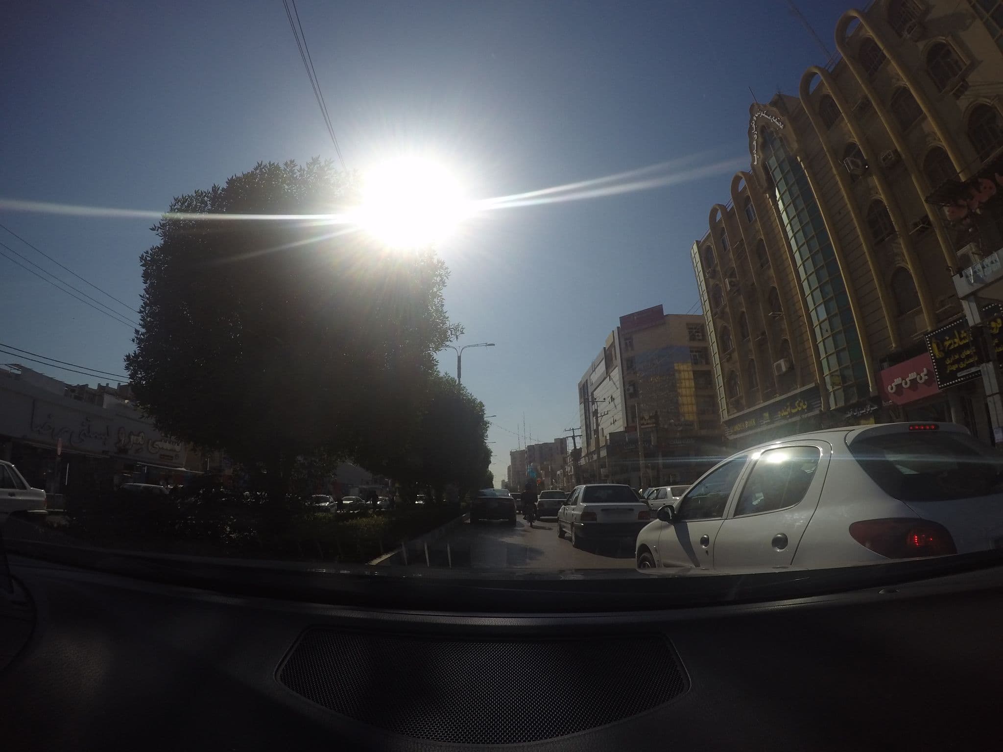 Street view near Hediyeh Hotel | هتل هدیه, Daghāgheleh — © salarnosrati (CC BY-SA · Mapillary)