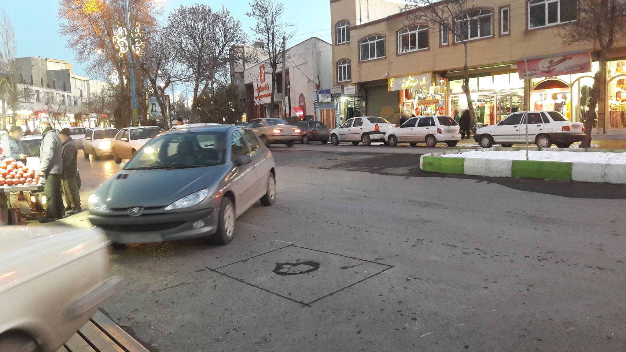 Street view near Negin Hotel, Ardabīl — © chehrehbargi (CC BY-SA · Mapillary)
