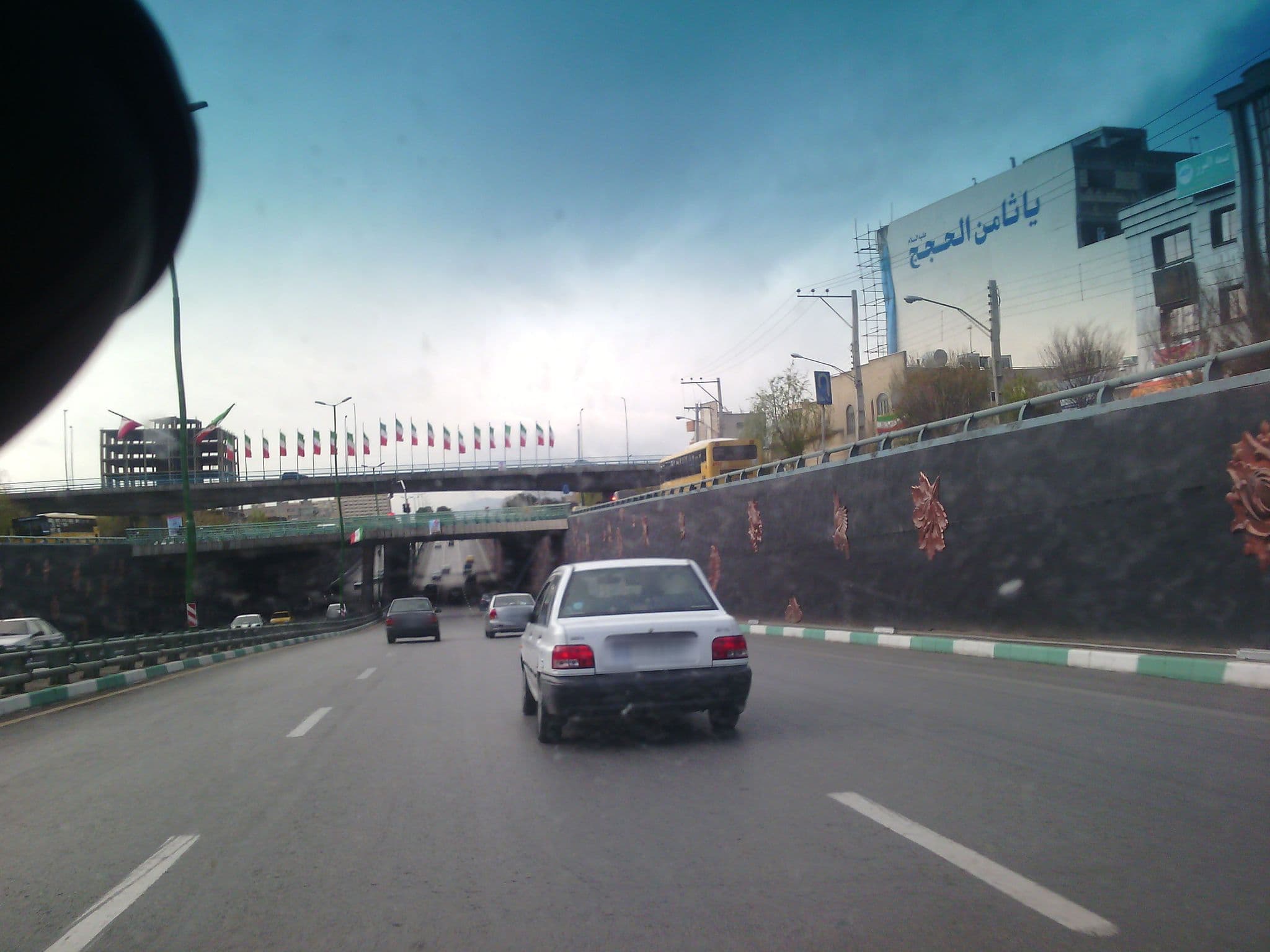 Street view near مهمانسراي خانه كشتي تجدد | Tajadod Wrestiling House's Hostel, Isfahan — © tommaso (CC BY-SA · Mapillary)