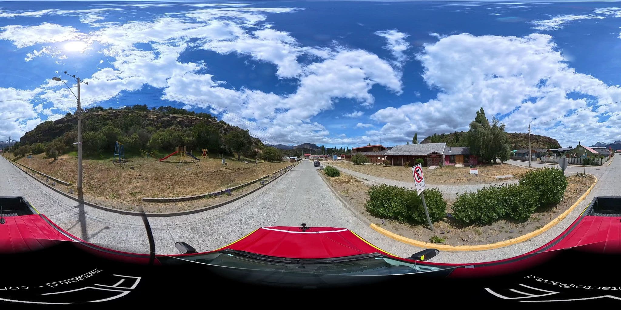 Street view near Cabañas Ma Ju, Chile Chico — © contactoacve (CC BY-SA · Mapillary)