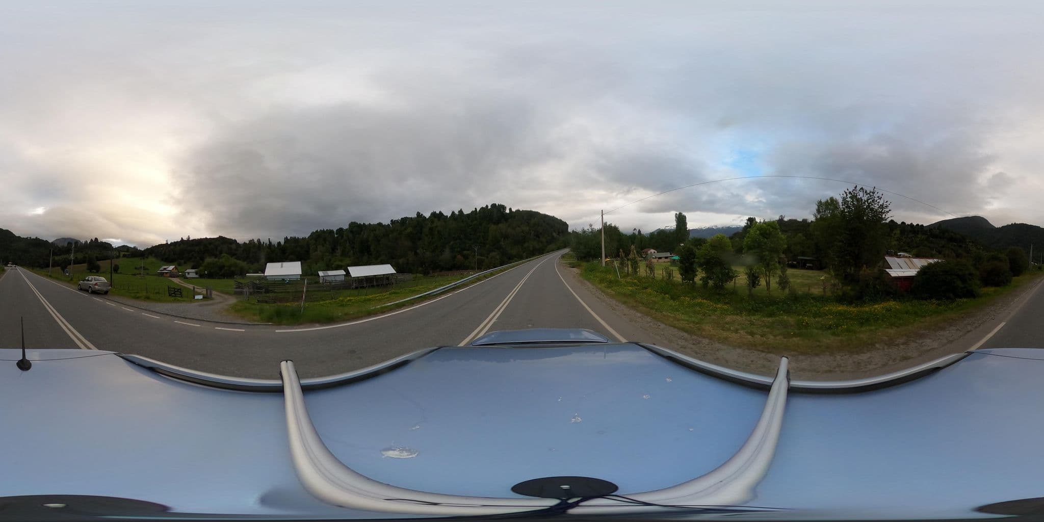 Street view near Camping Los Avellanos, La Junta — © Kaart_Local (CC BY-SA · Mapillary)