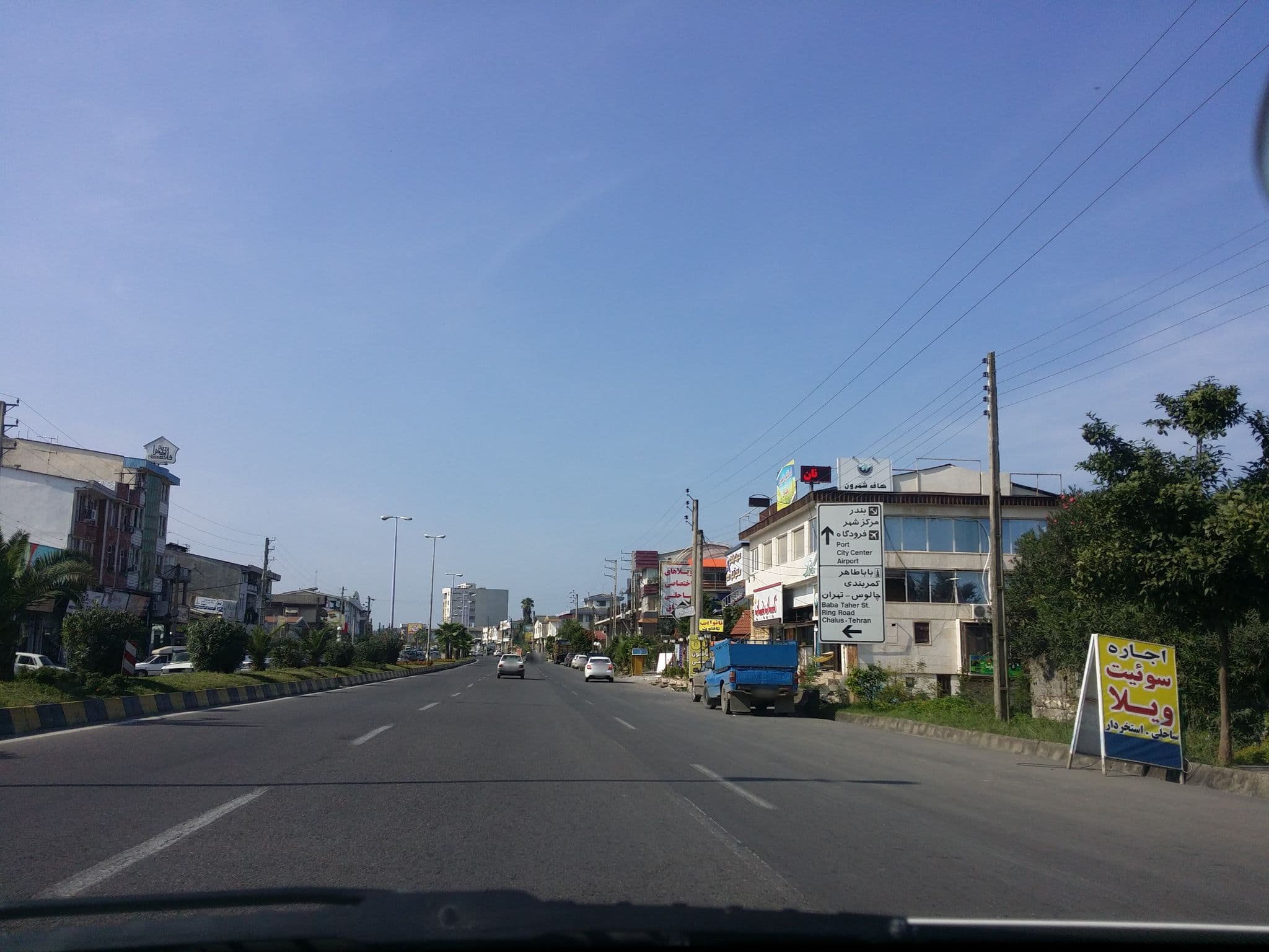 Street view near Dolphin Apartments Hotel هتل آپارتمان دلفین, Nowshahr — © pilsa (CC BY-SA · Mapillary)
