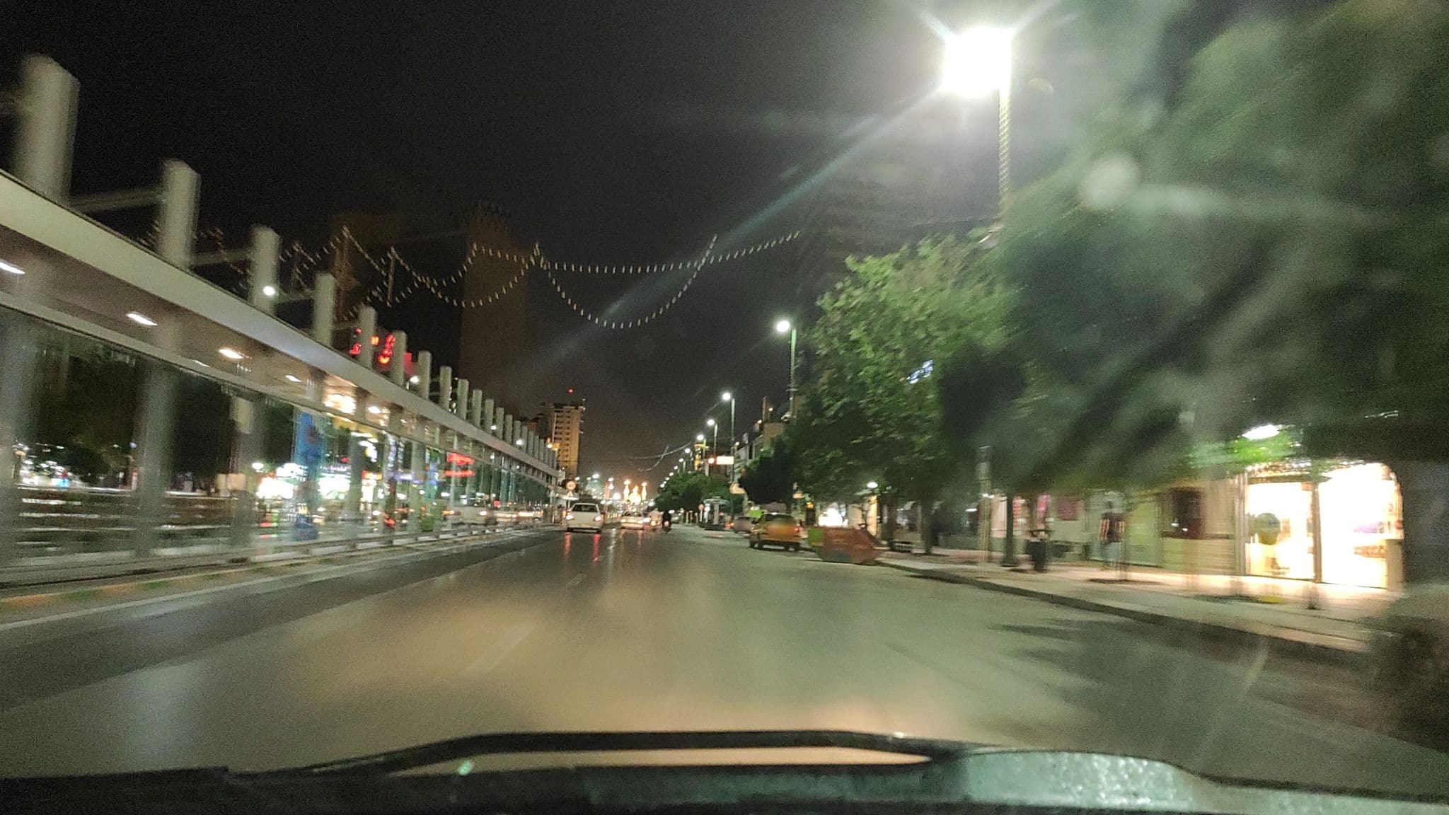 Street view near هتل خاور | Khavar Hotel, Mashhad — © hota (CC BY-SA · Mapillary)