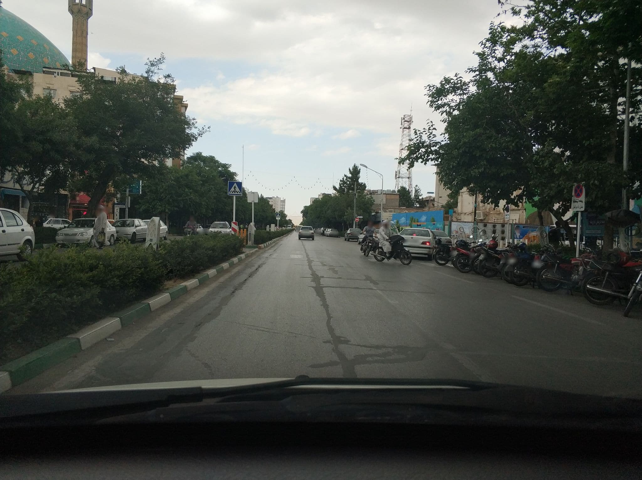 Street view near هتل بشير | Bashir Hotel, Mashhad — © hota (CC BY-SA · Mapillary)
