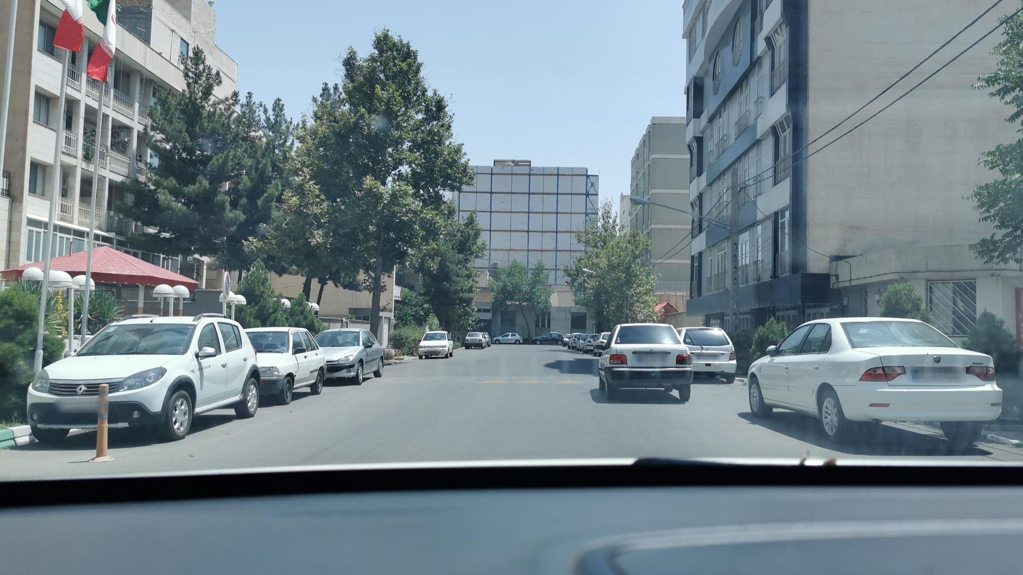 Street view near Laleh Hotel | هتل لاله, Mashhad — © kesler (CC BY-SA · Mapillary)