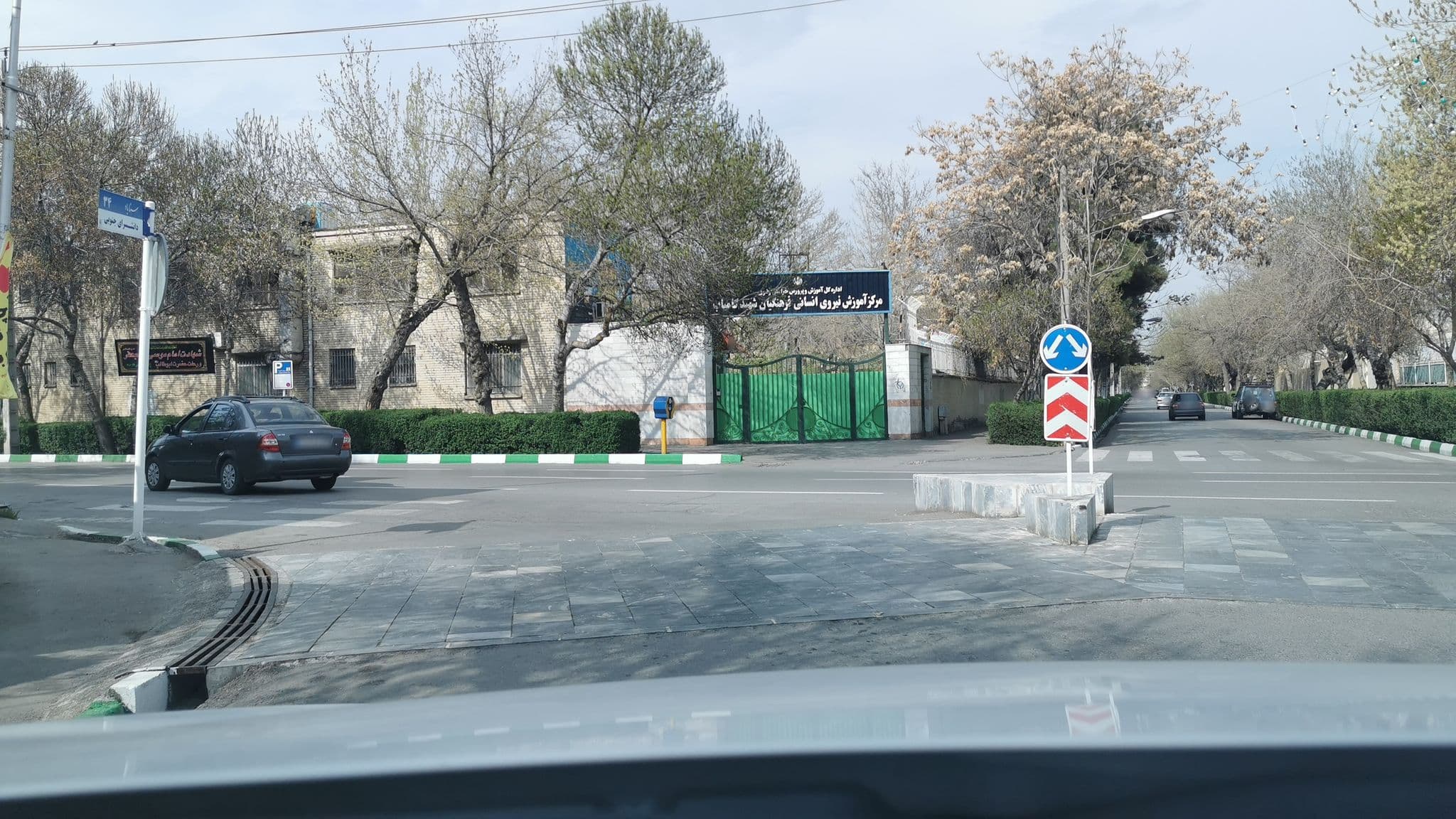 Street view near Hotel Boshra, Mashhad — © kesler (CC BY-SA · Mapillary)
