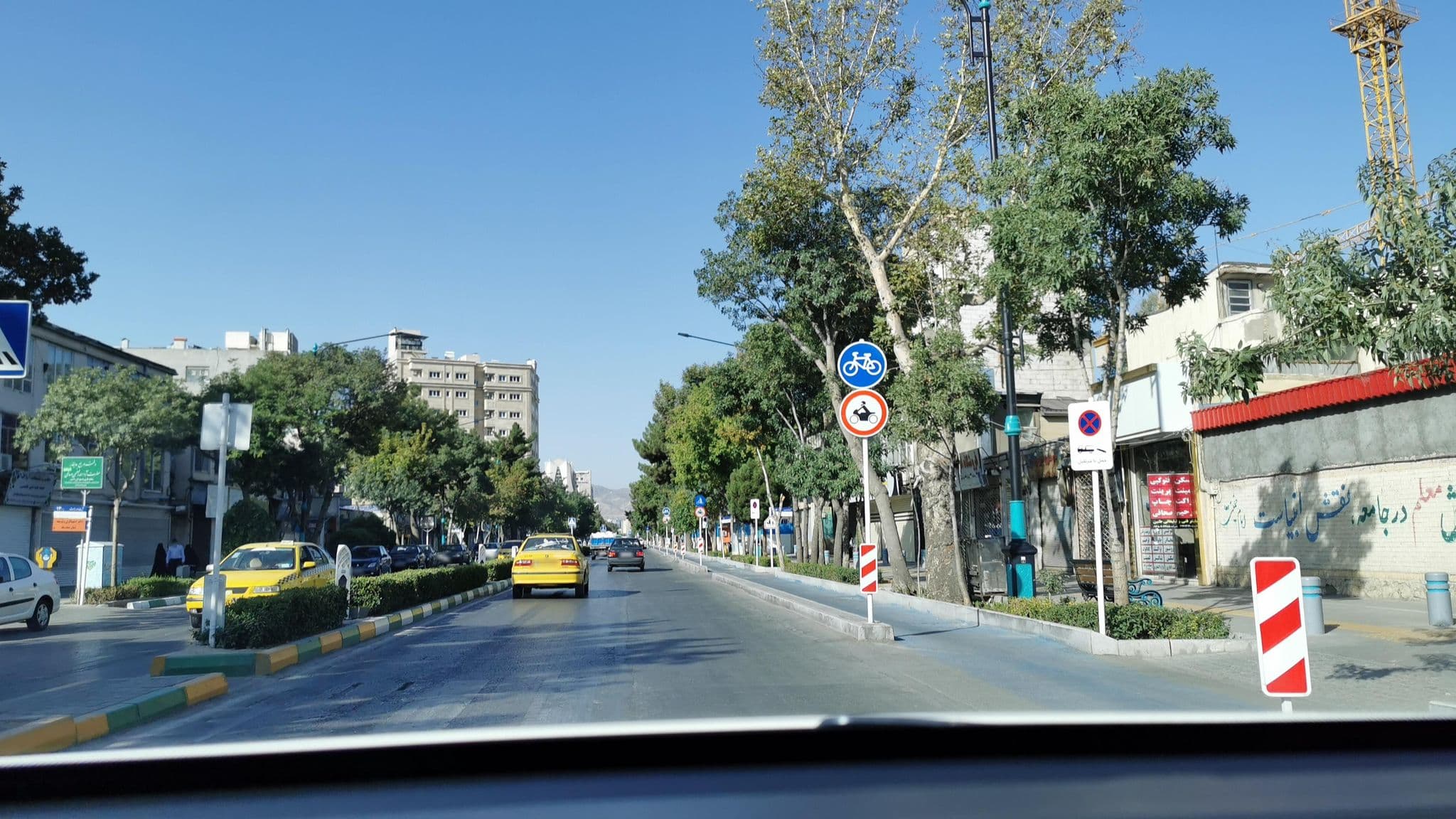 Street view near Hotel Tabaran, Mashhad — © kesler (CC BY-SA · Mapillary)