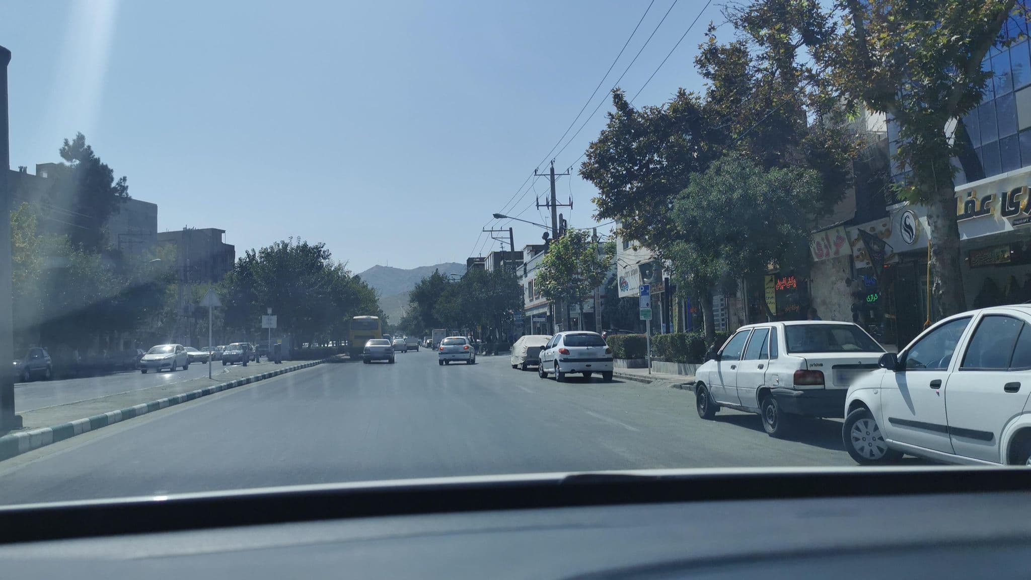 Street view near Baharestan Hotel | هتل بهارستان, Mashhad — © kesler (CC BY-SA · Mapillary)