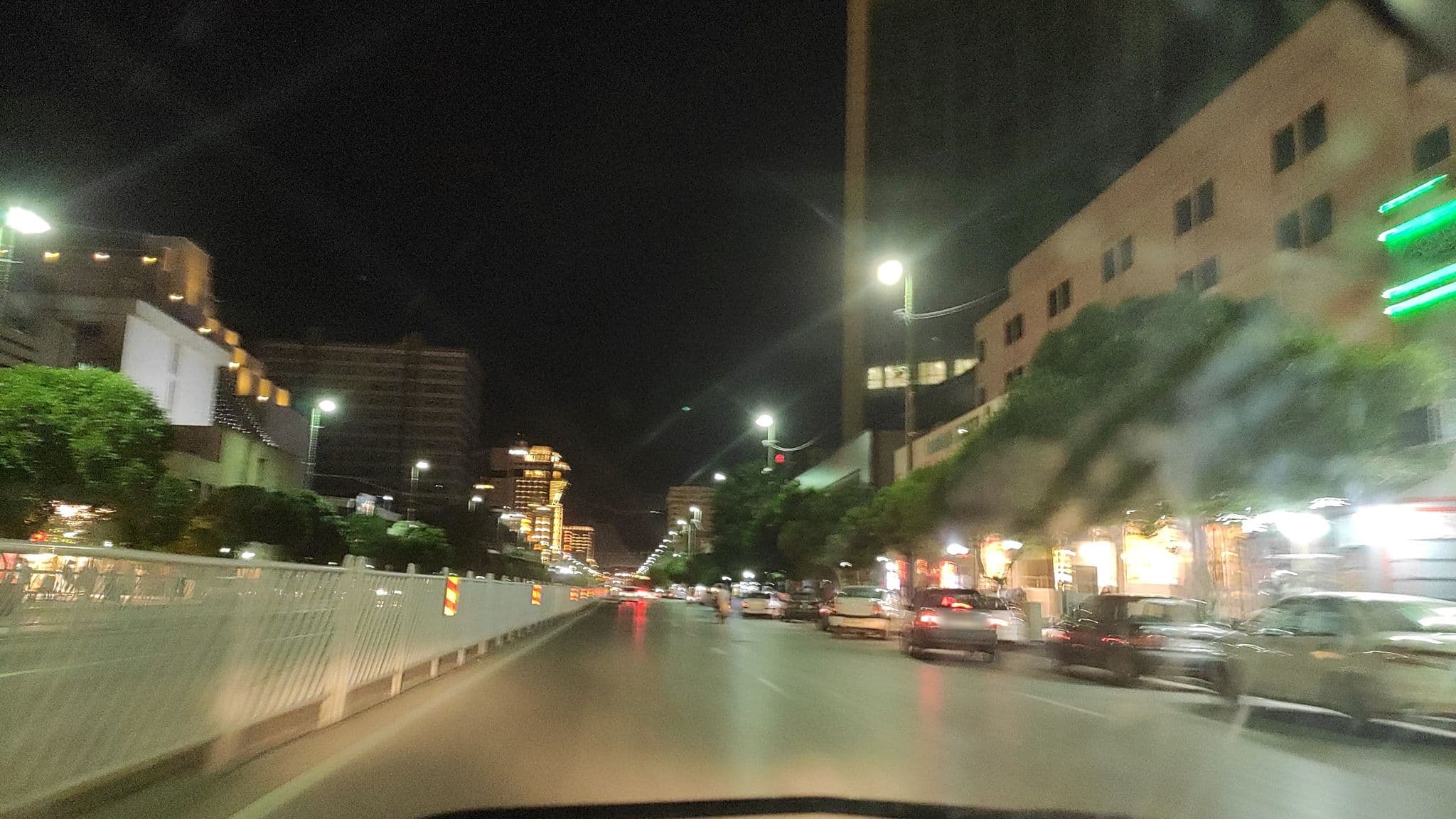 Street view near Madaen Hotel | هتل مدائن, Mashhad — © hota (CC BY-SA · Mapillary)