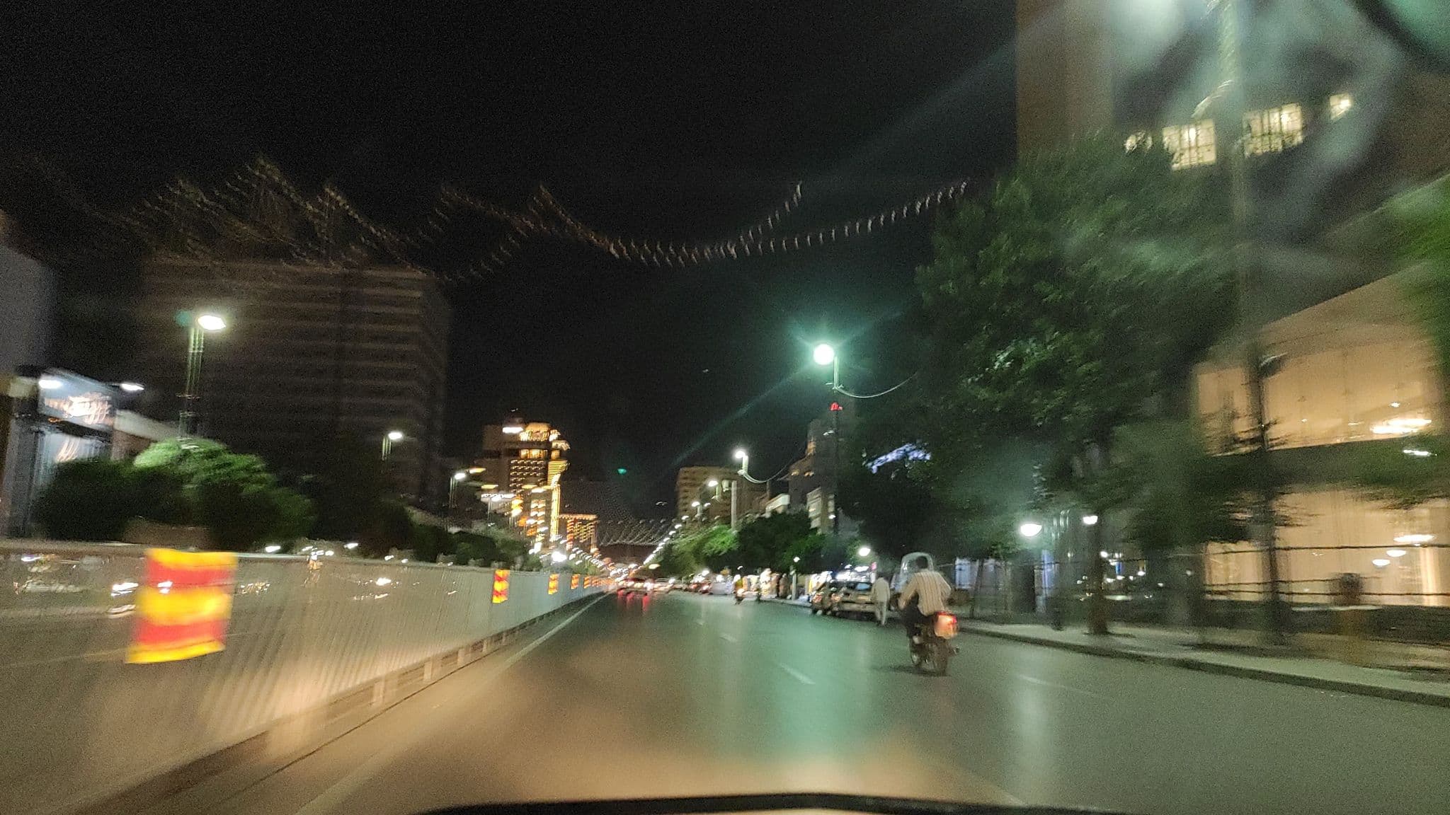 Street view near talaeye Hotel, Mashhad — © hota (CC BY-SA · Mapillary)