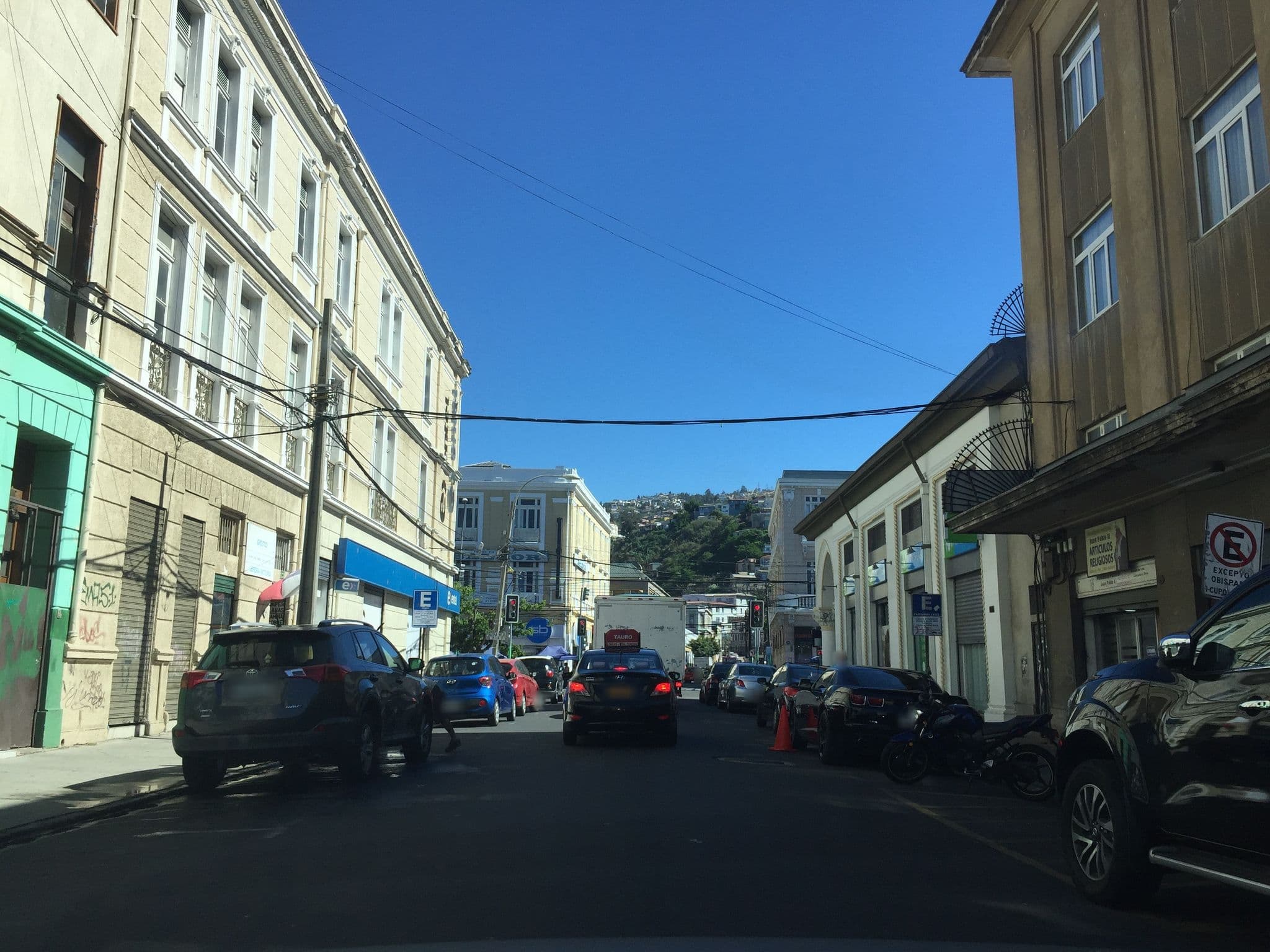 Street view near Habitación central Valparaíso, Valparaíso — © geocromo (CC BY-SA · Mapillary)